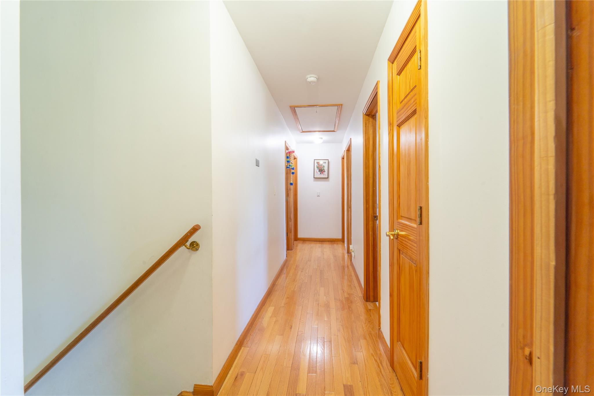 220 Jerusalem Avenue – For Sale photo 20