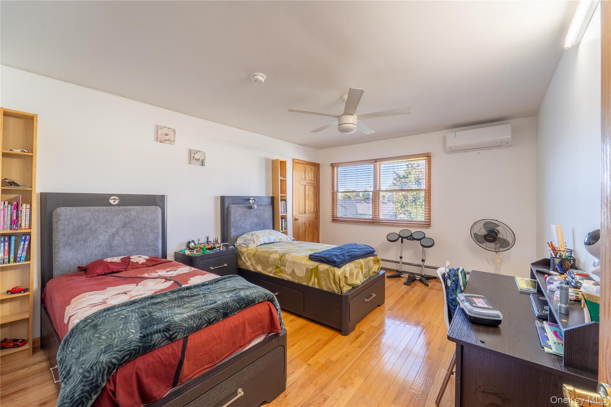 220 Jerusalem Avenue – For Sale photo 16