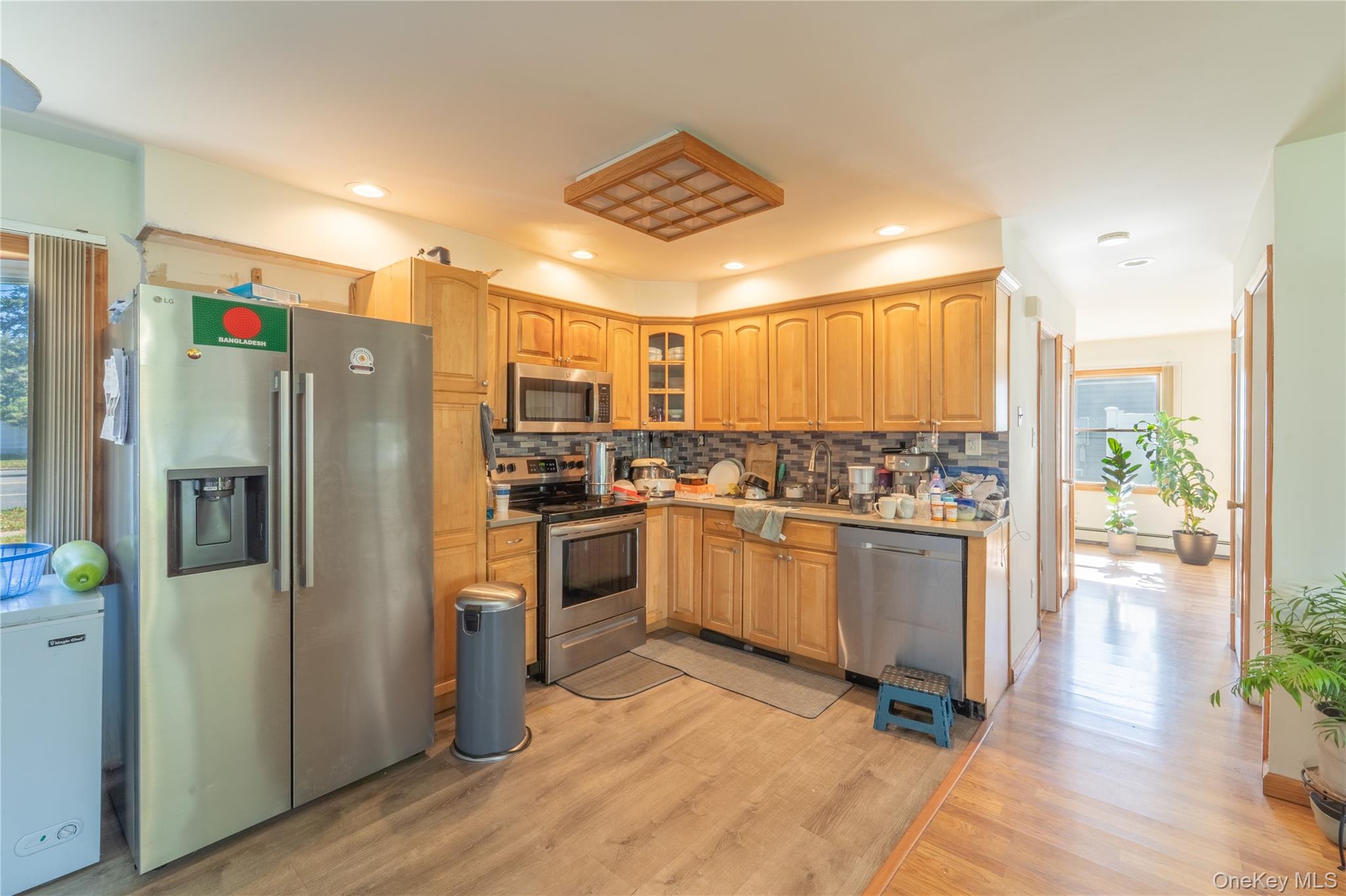 220 Jerusalem Avenue – For Sale photo 8