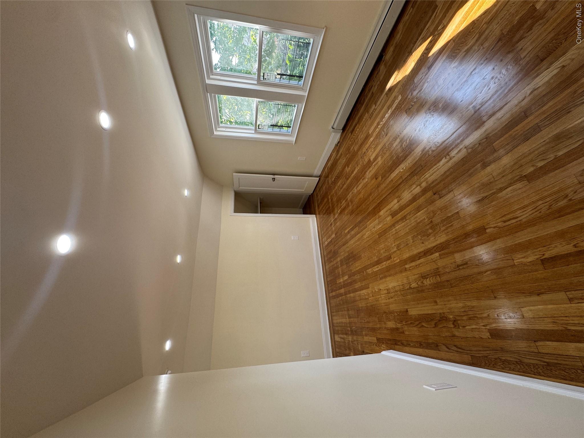 1054 Lydig Avenue – For Rent photo 6
