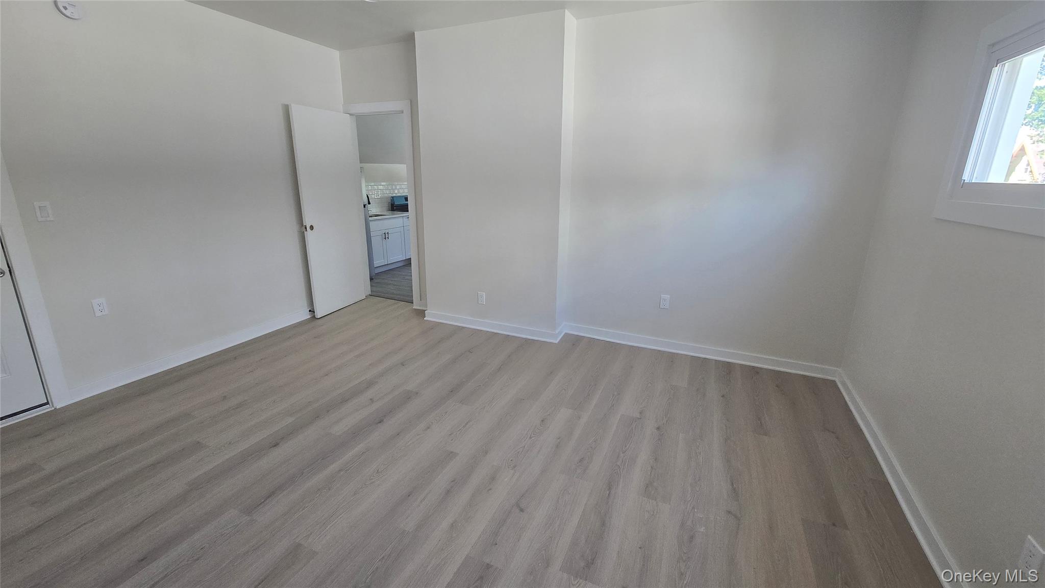 48 S Clinton Street – For Rent photo 9