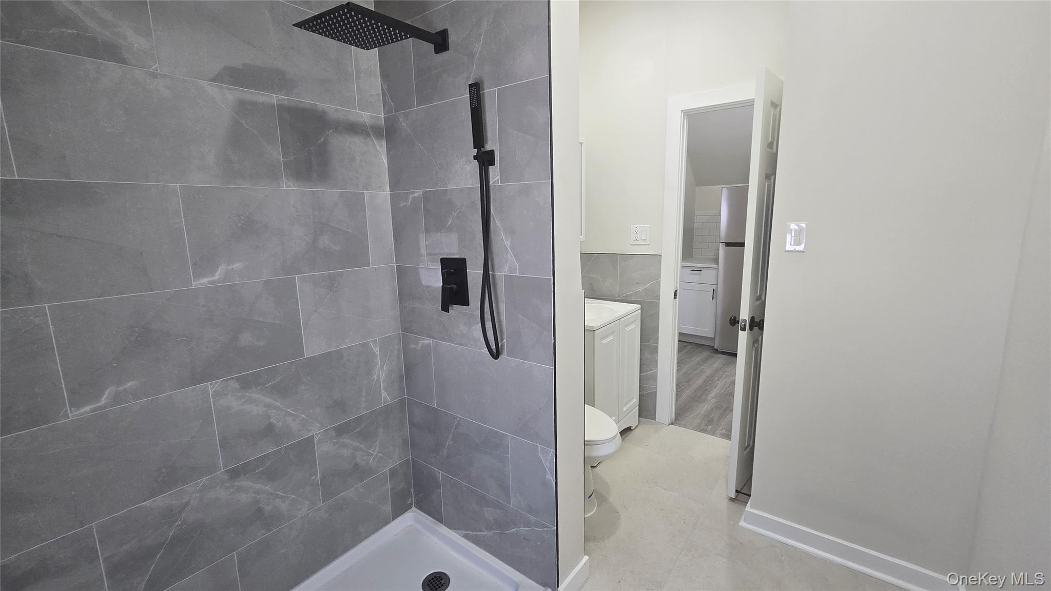 48 S Clinton Street – For Rent photo 7