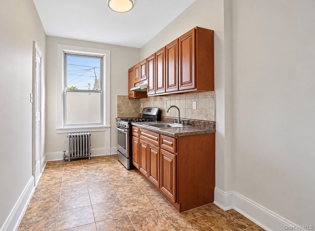 72-07 73rd Street, Unit 1R photo 3