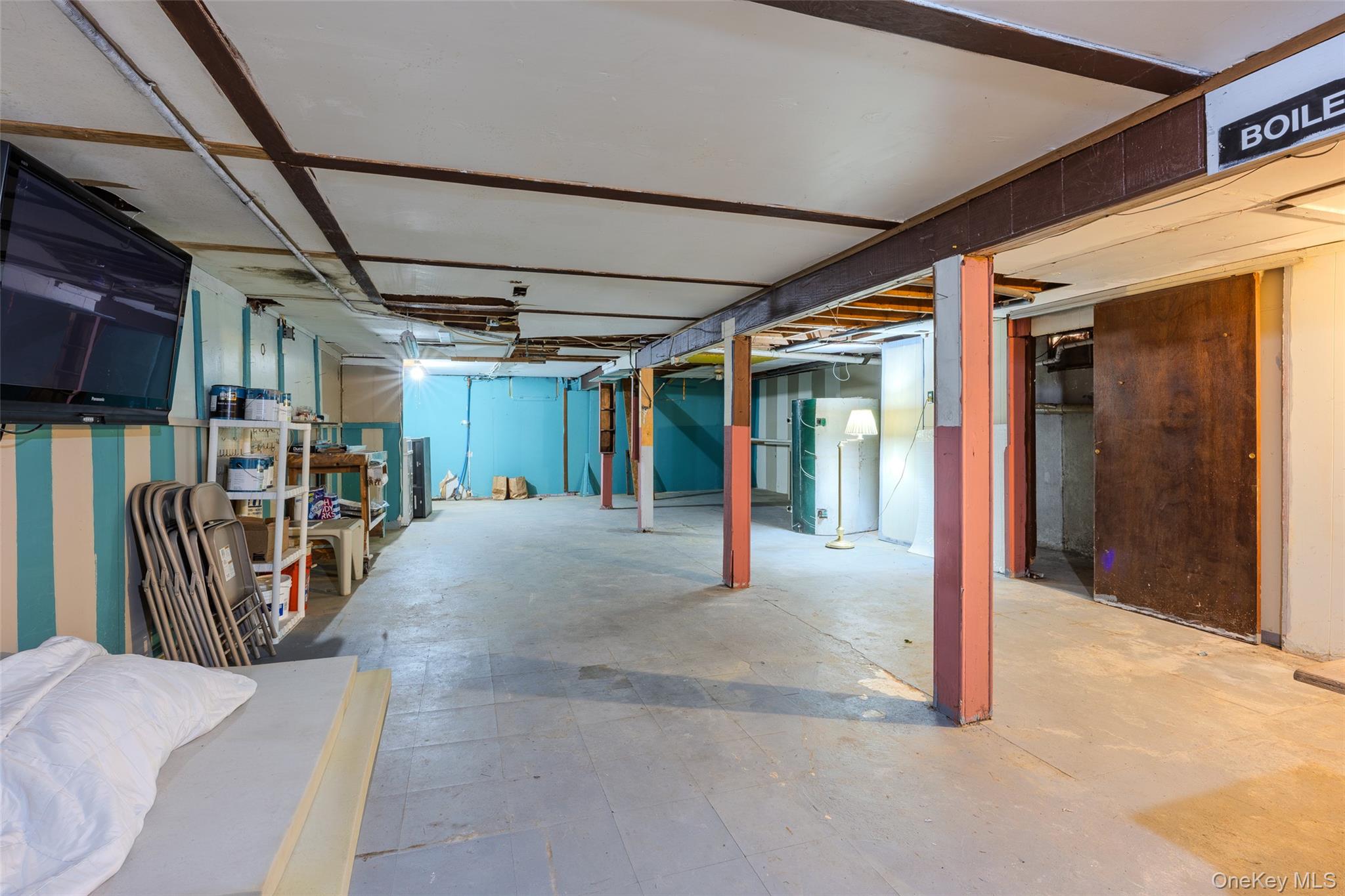 10 Nesaquake Trail – For Sale photo 34