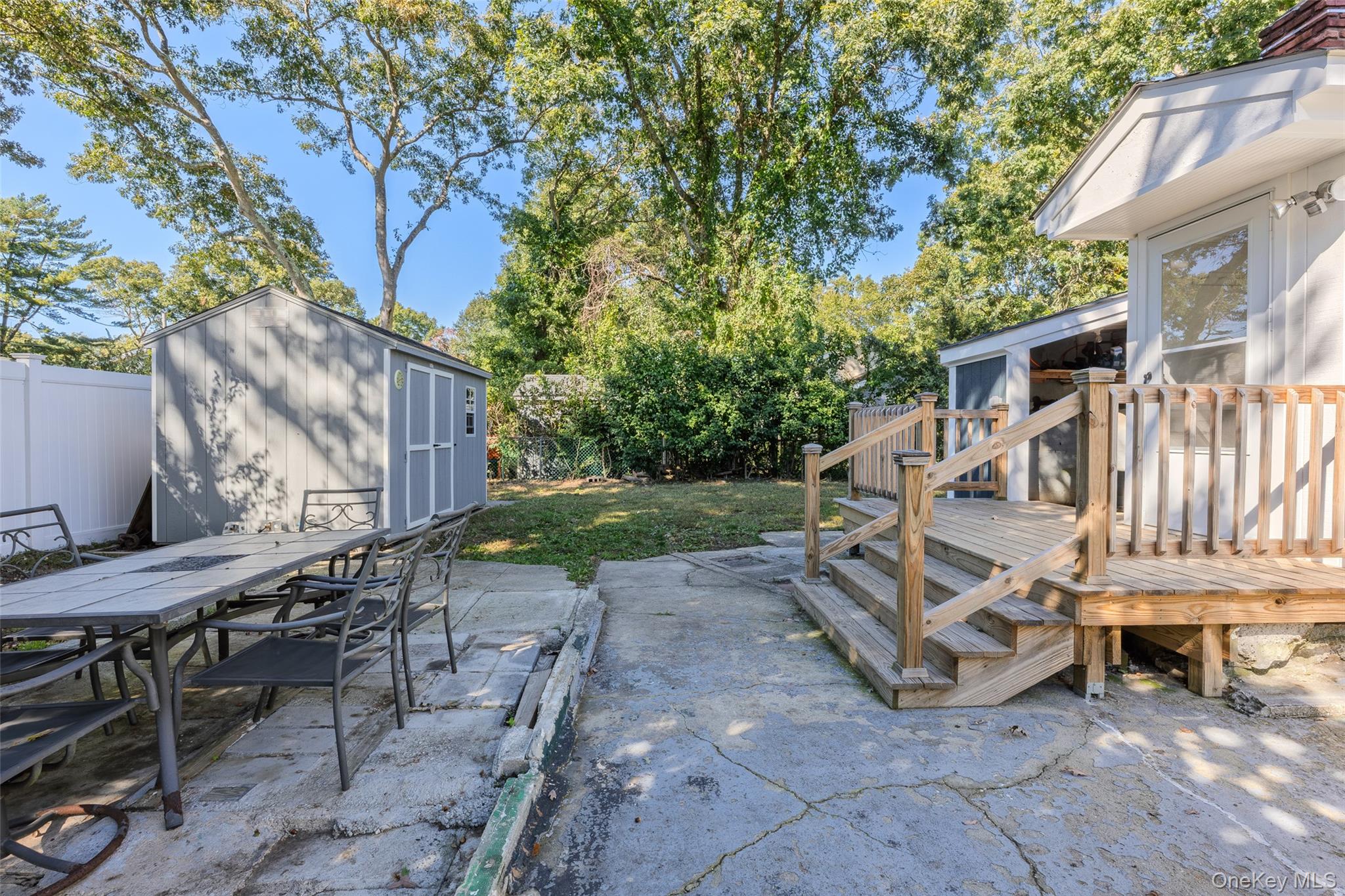 10 Nesaquake Trail – For Sale photo 30
