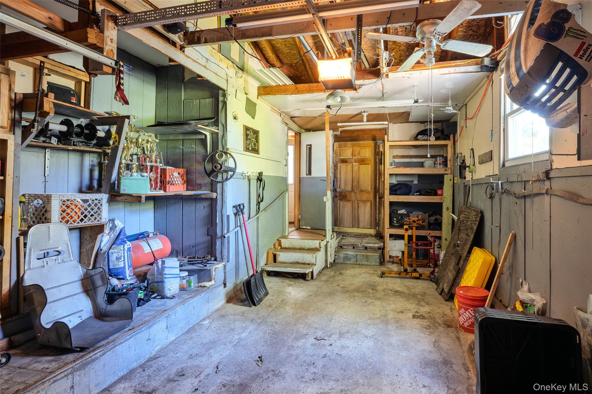 10 Nesaquake Trail – For Sale photo 31