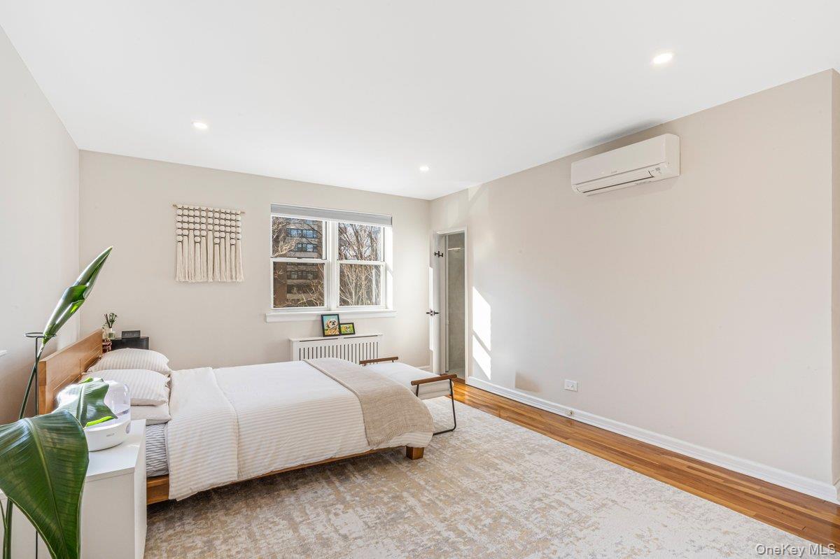 162-01 Powells Cove Boulevard, Unit 2D photo 21