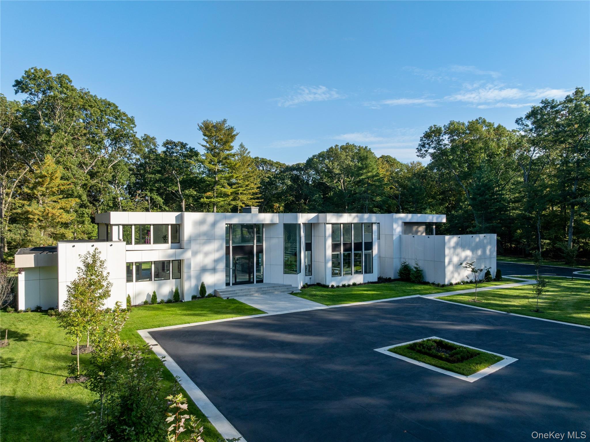 31 Chestnut Hill Drive – For Sale photo 2