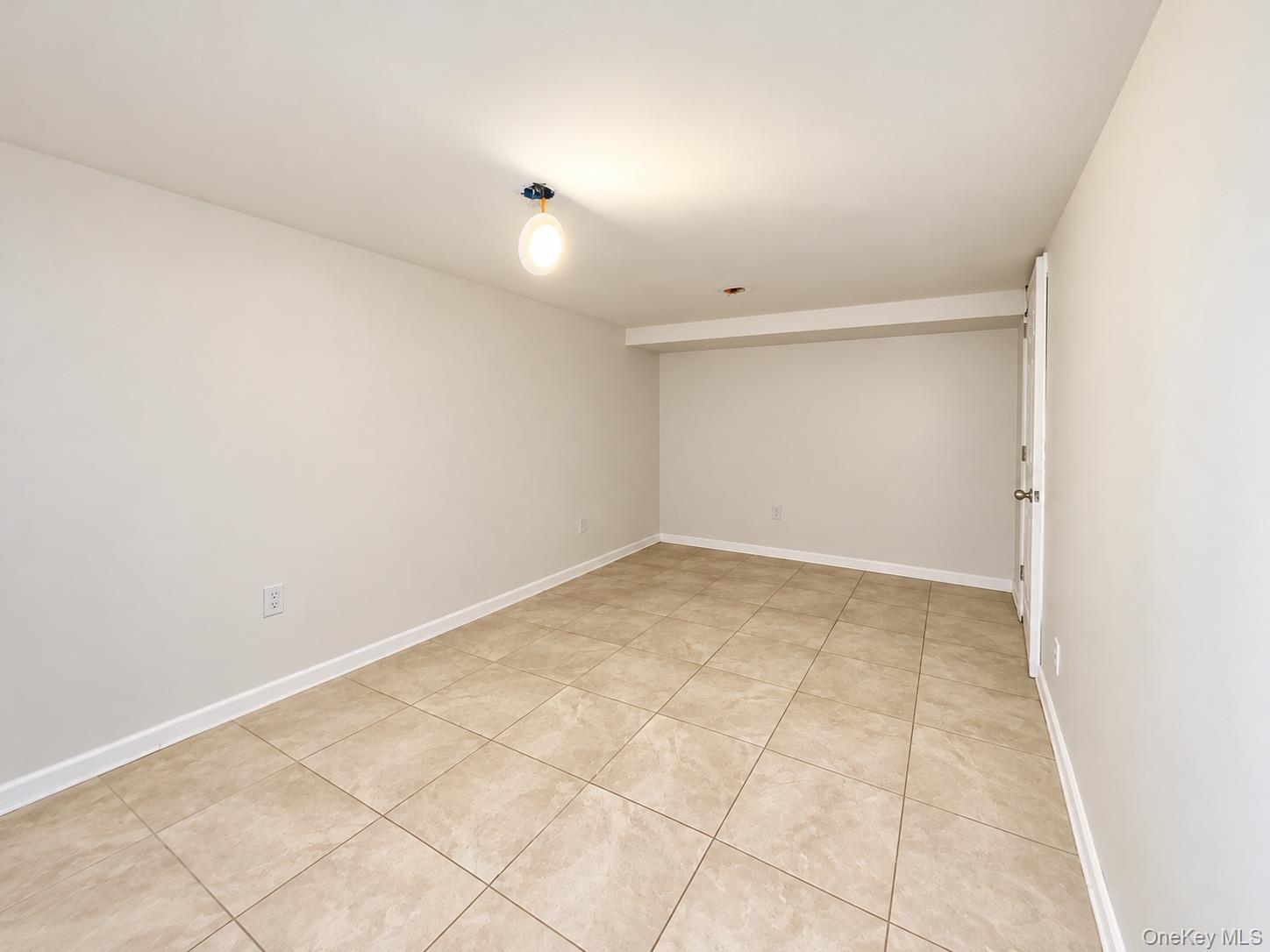 25 Urban Drive – For Sale photo 15
