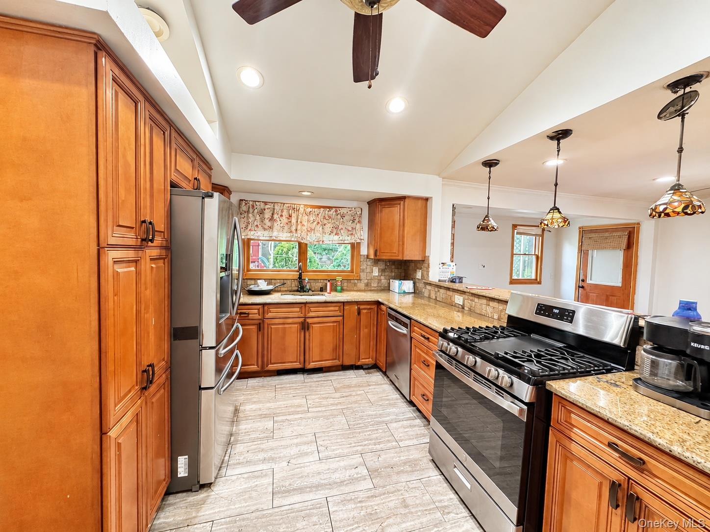 25 Urban Drive – For Sale photo 3