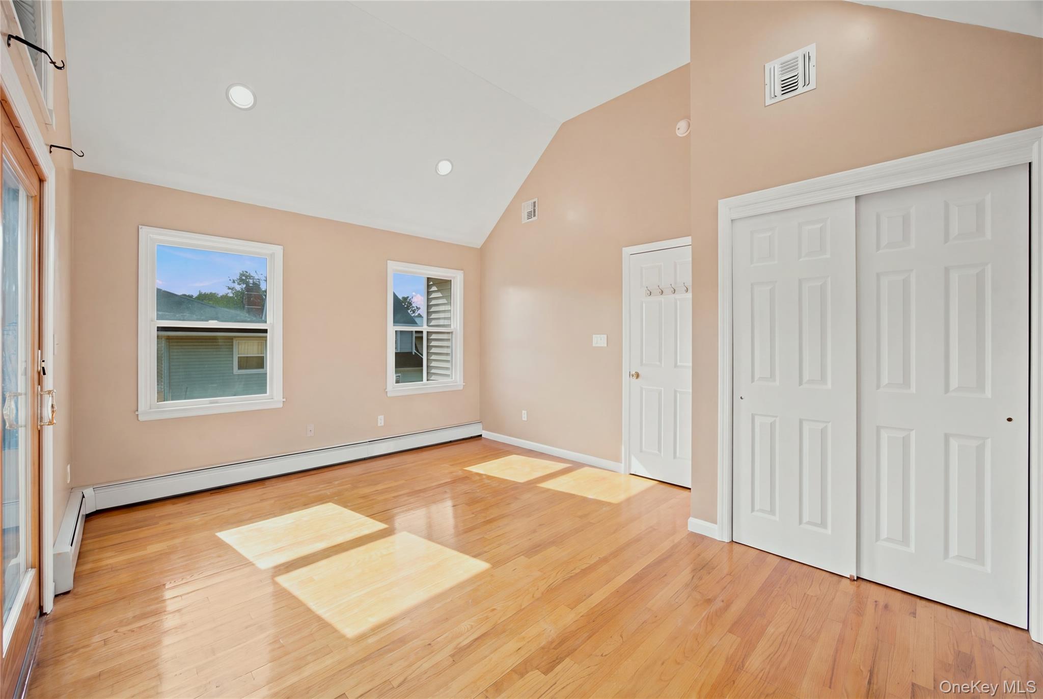 33 3rd Avenue – For Sale photo 13