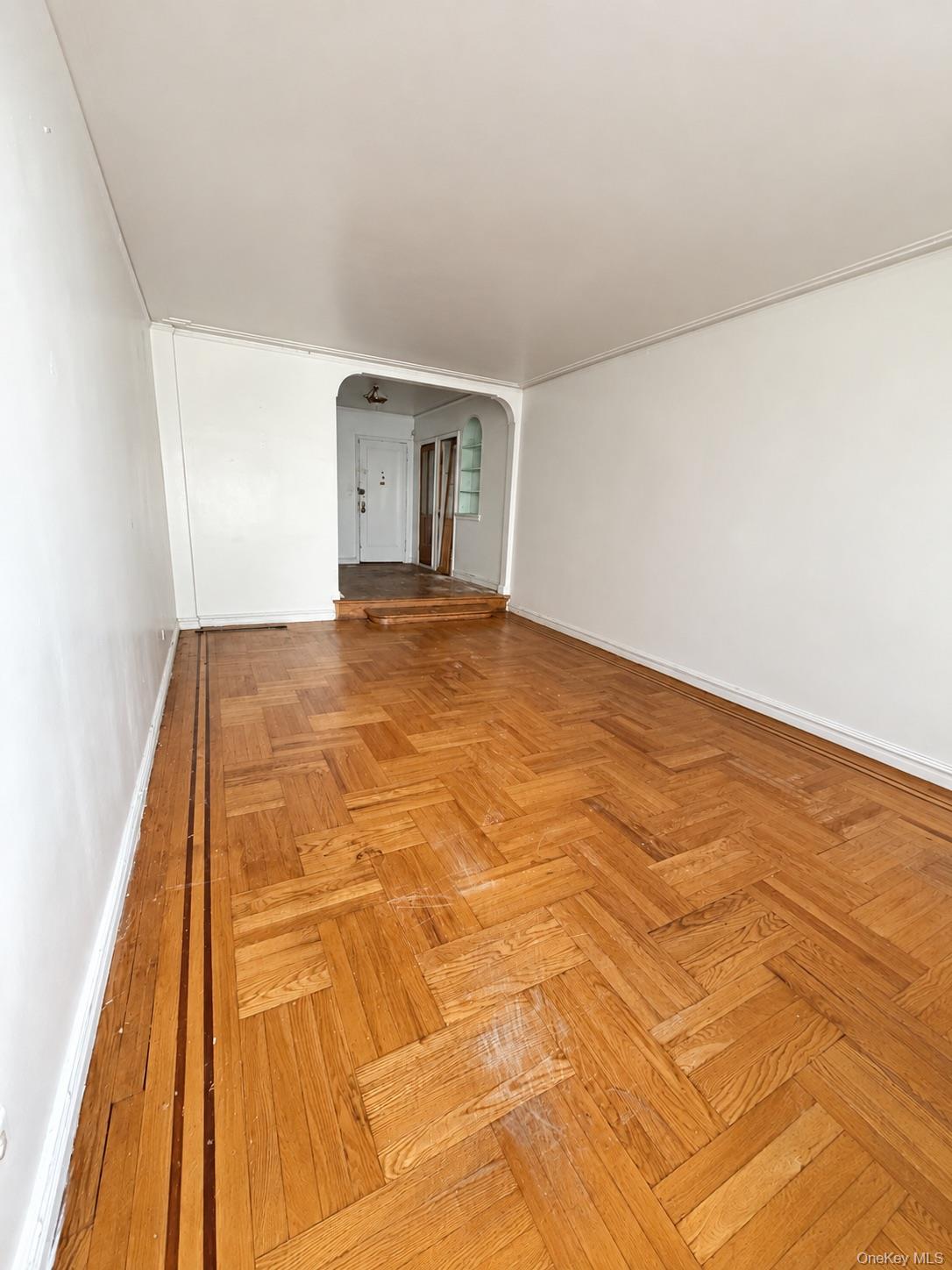 2160 Bronx Park Park, Unit 3B