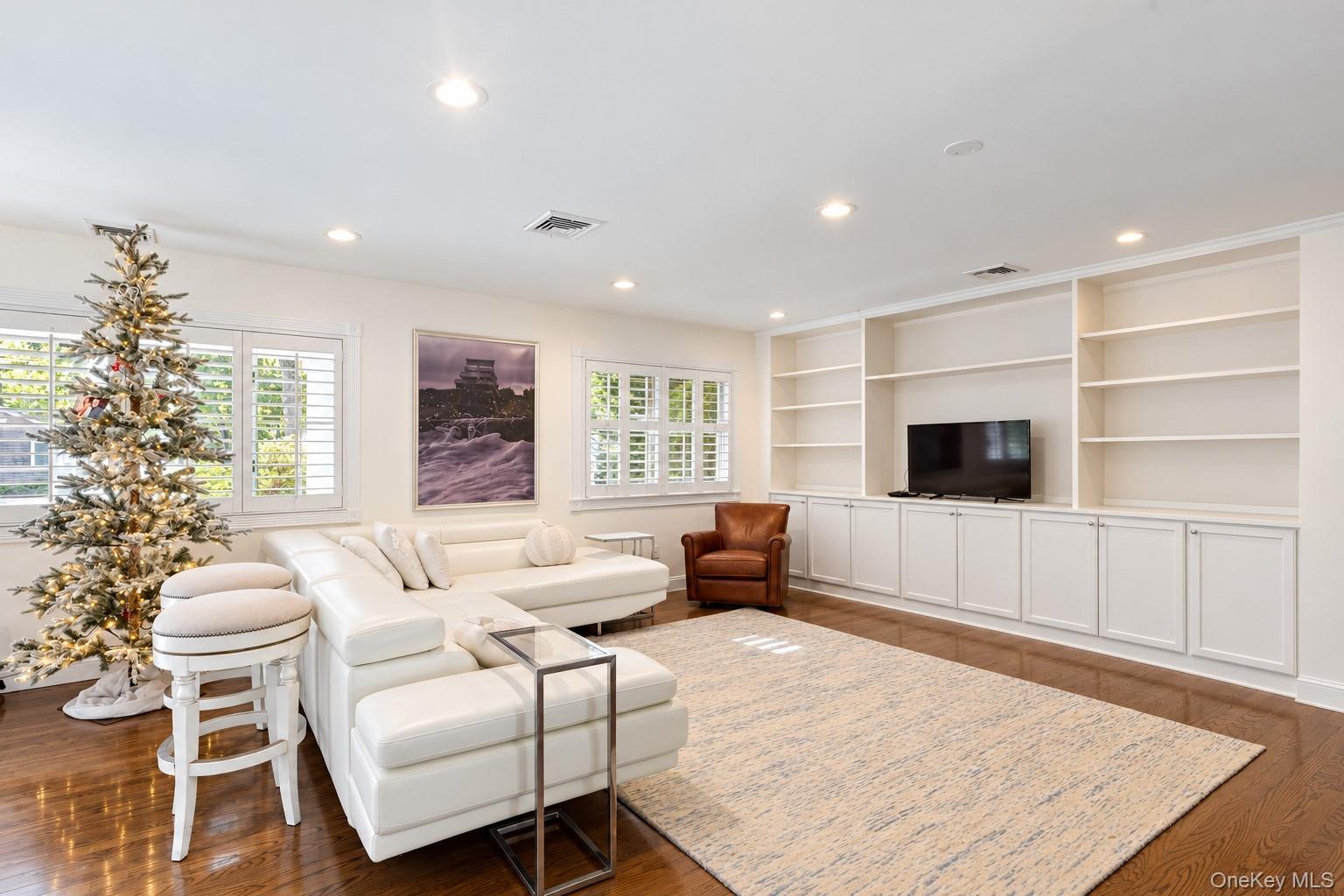 12 Birchwood Lane – For Sale photo 6