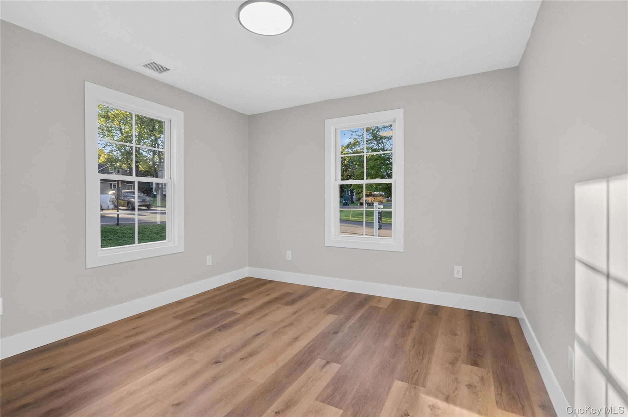 135 Viola Street – For Sale photo 25