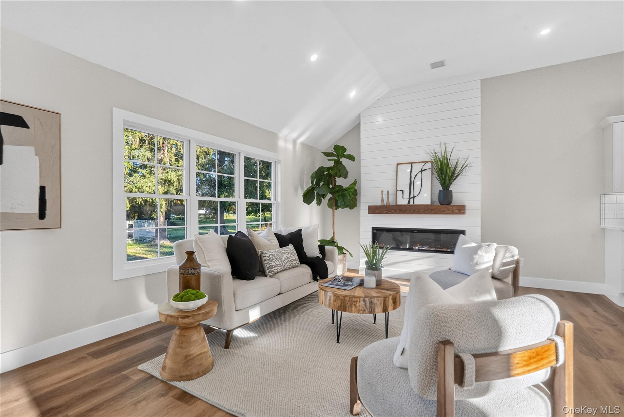 135 Viola Street – For Sale photo 12