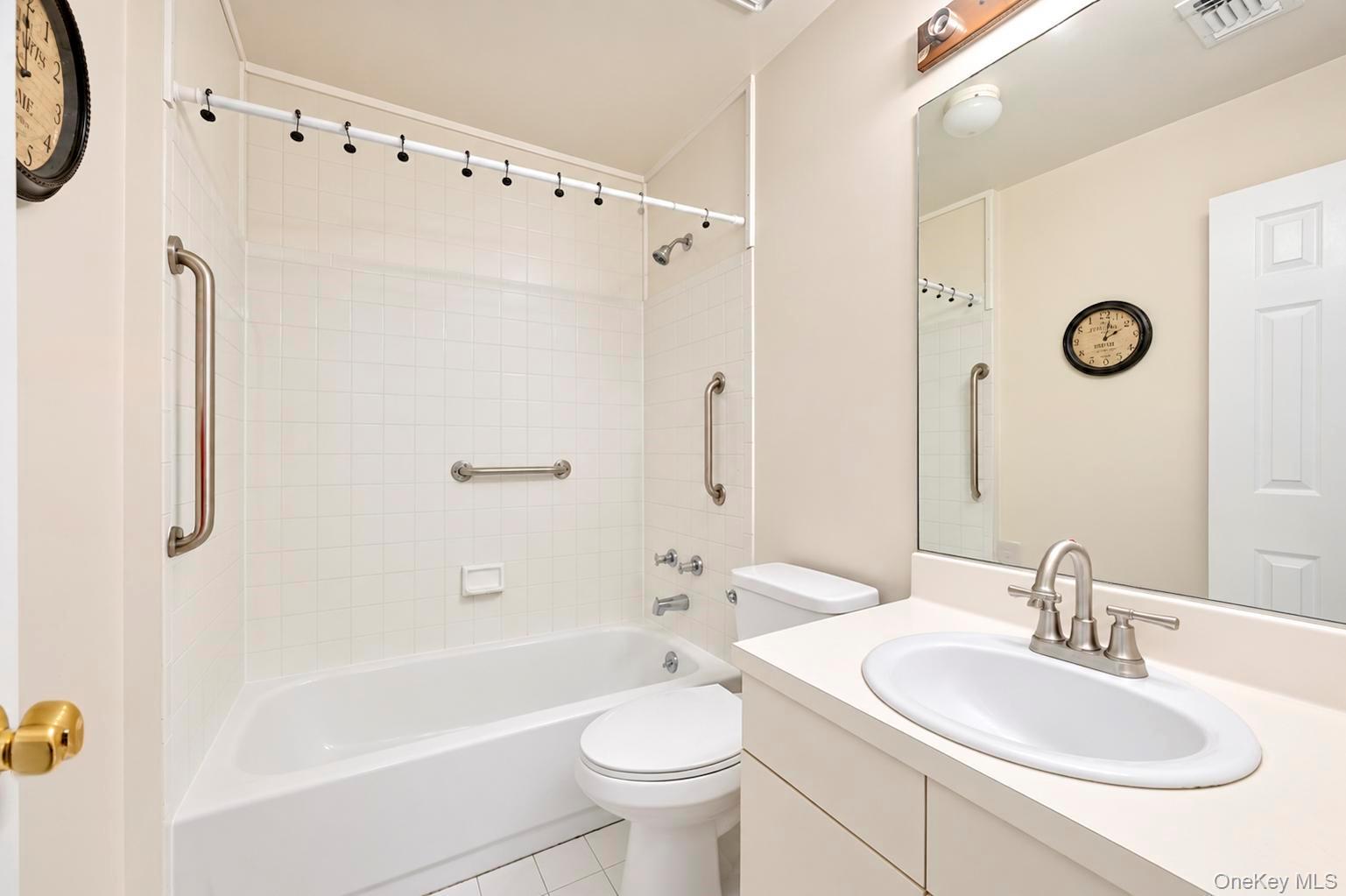 41 Maple Wing Drive – For Sale photo 17