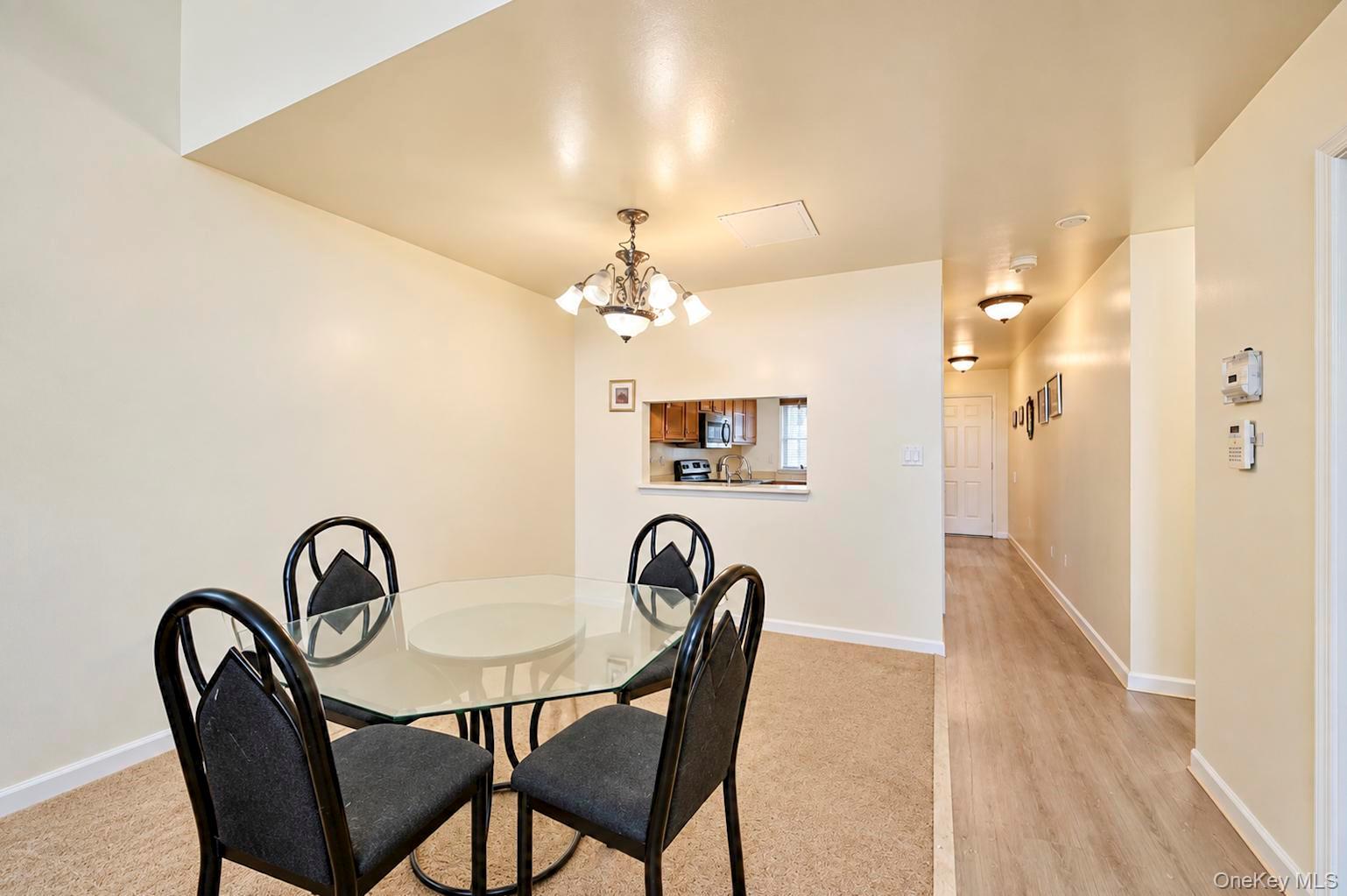 41 Maple Wing Drive – For Sale photo 9