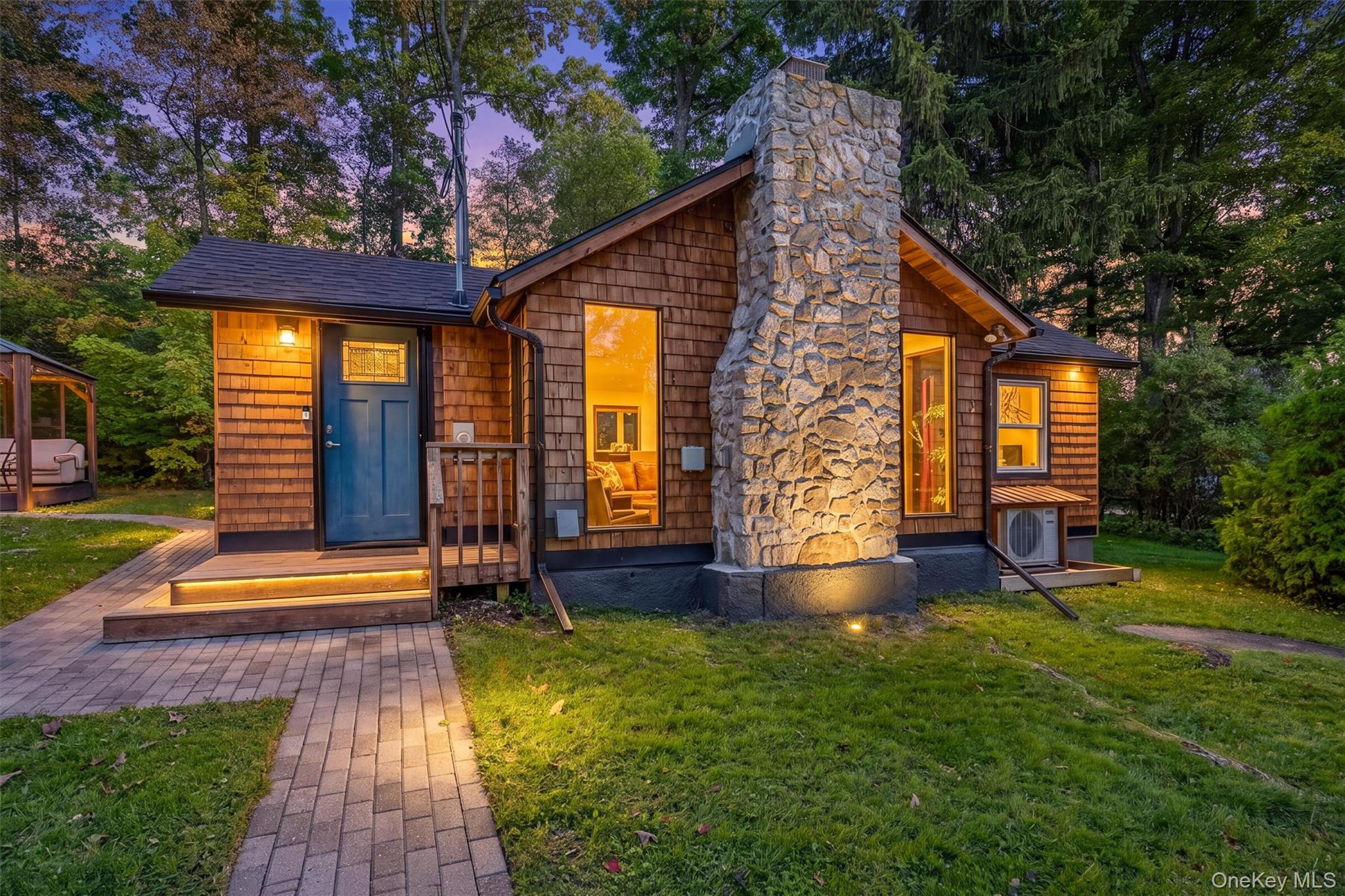 2 Hazelwood Road – For Sale