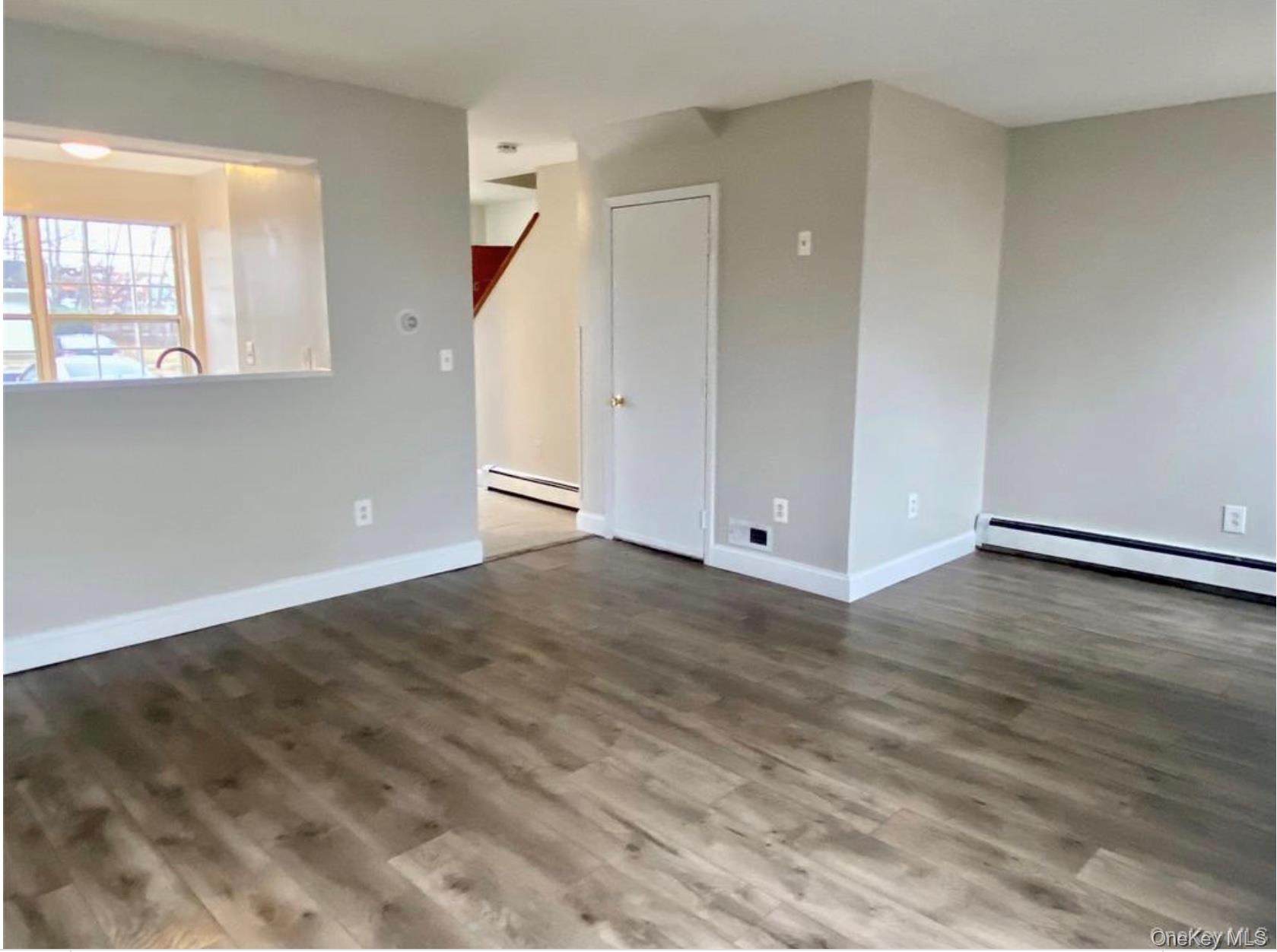 32 Palmer Avenue, Unit 10 photo 4