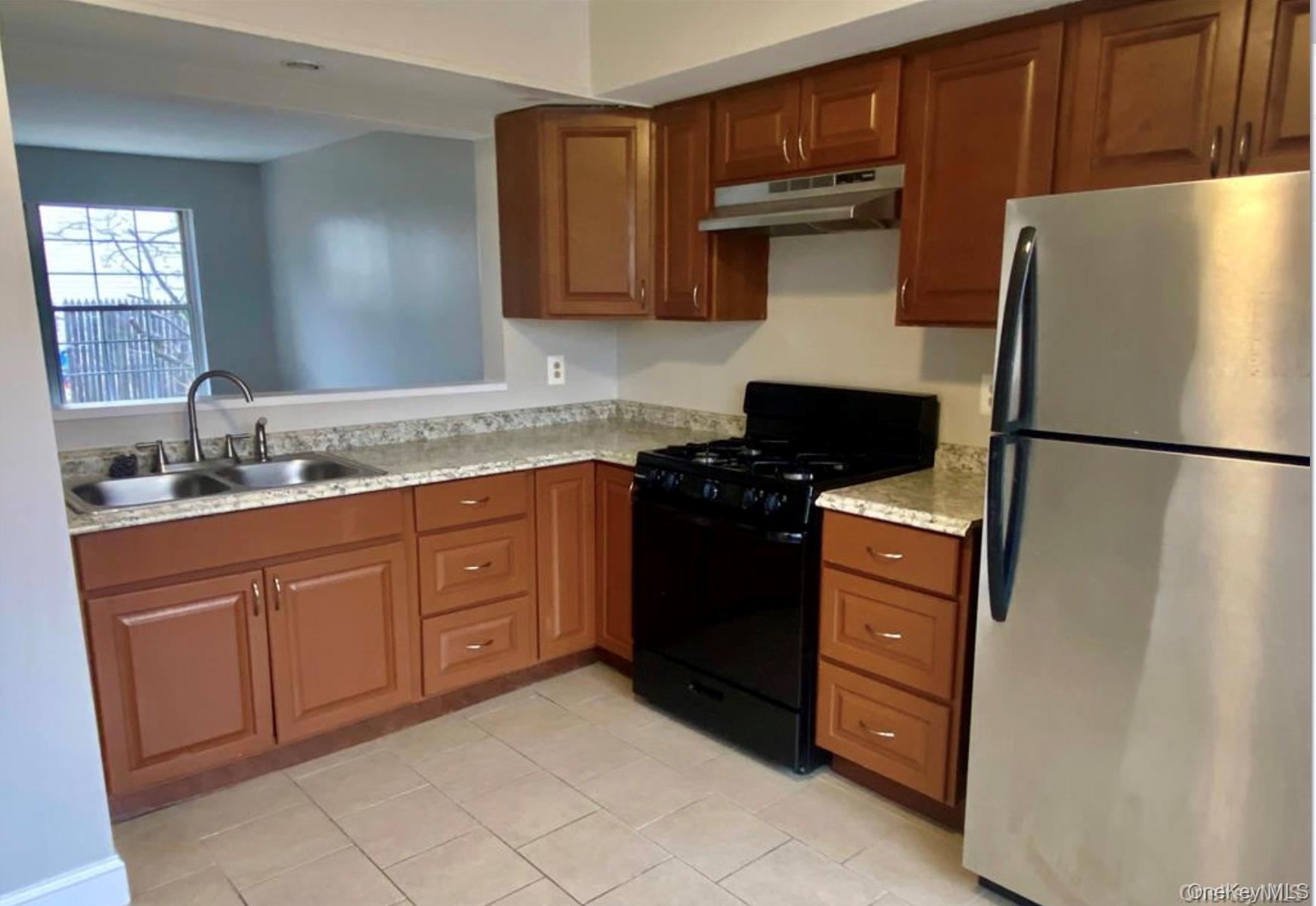 32 Palmer Avenue, Unit 10