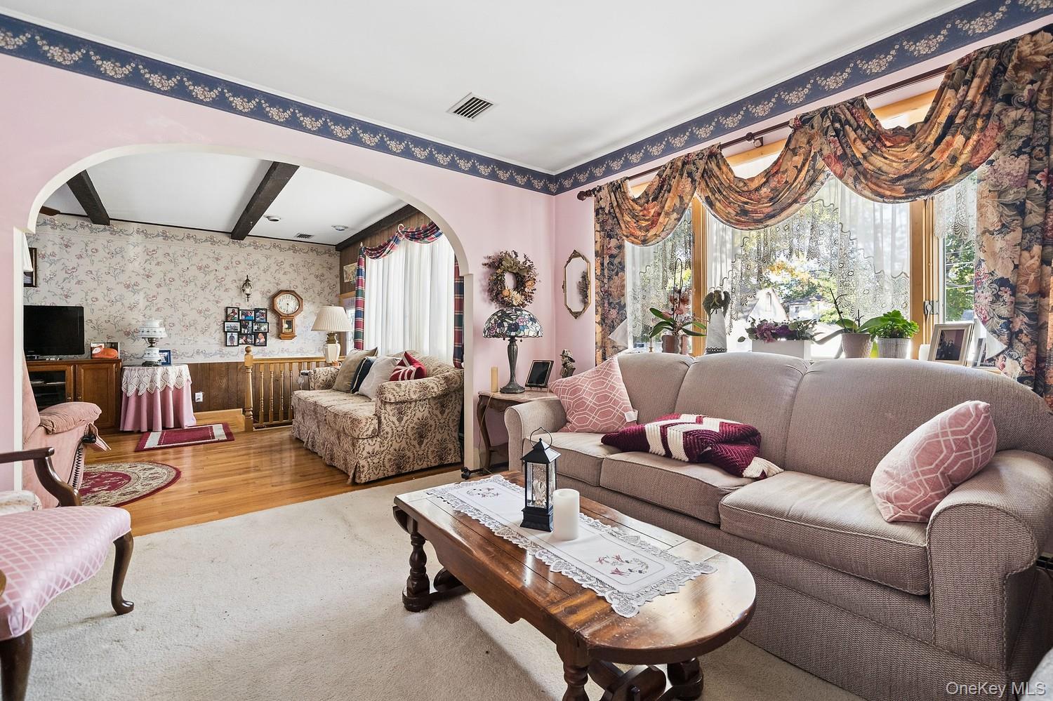 64 Collfield Avenue – For Sale photo 13