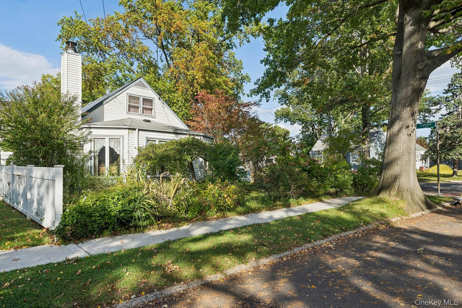 64 Collfield Avenue – For Sale photo 7