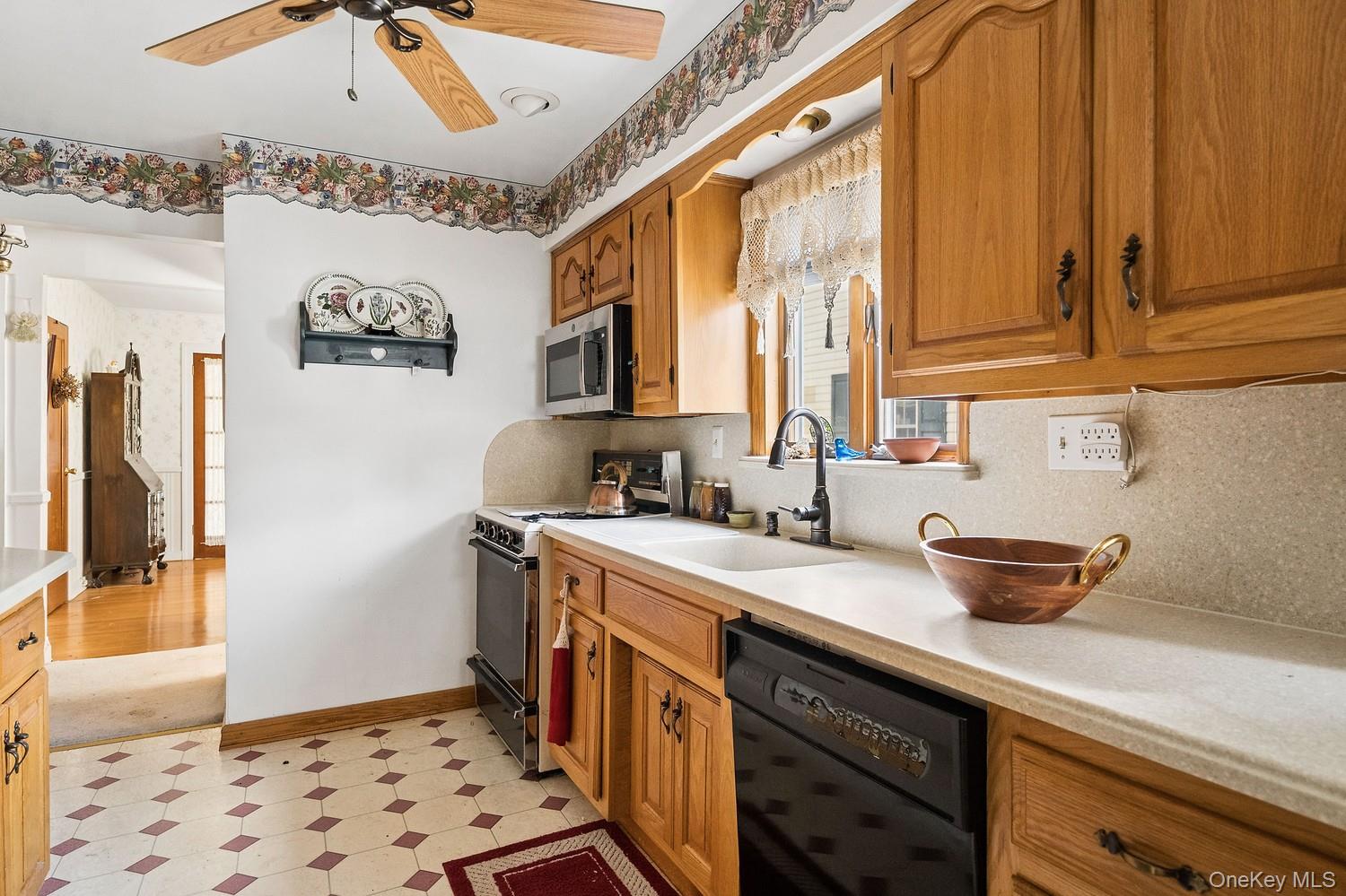 64 Collfield Avenue – For Sale photo 18