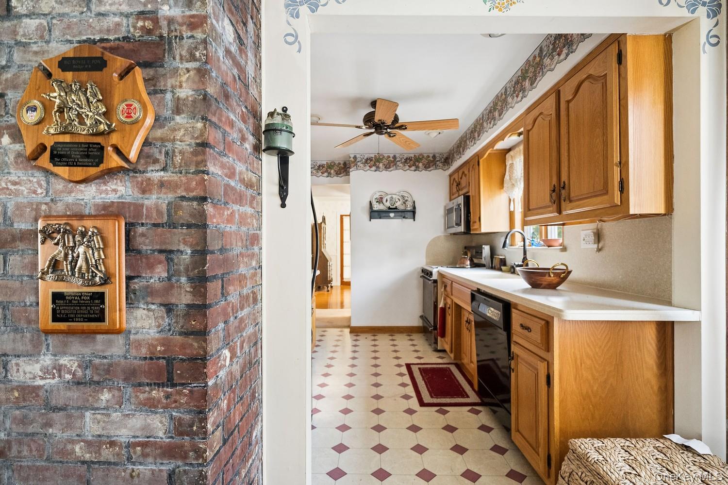 64 Collfield Avenue – For Sale photo 21