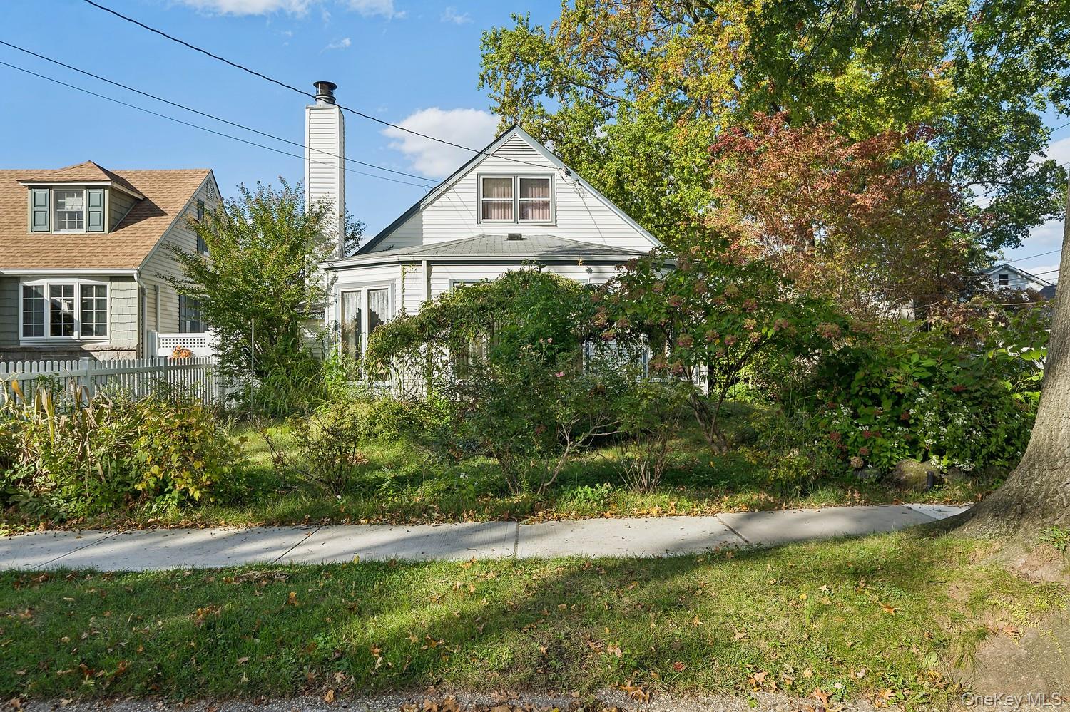 64 Collfield Avenue – For Sale photo 8