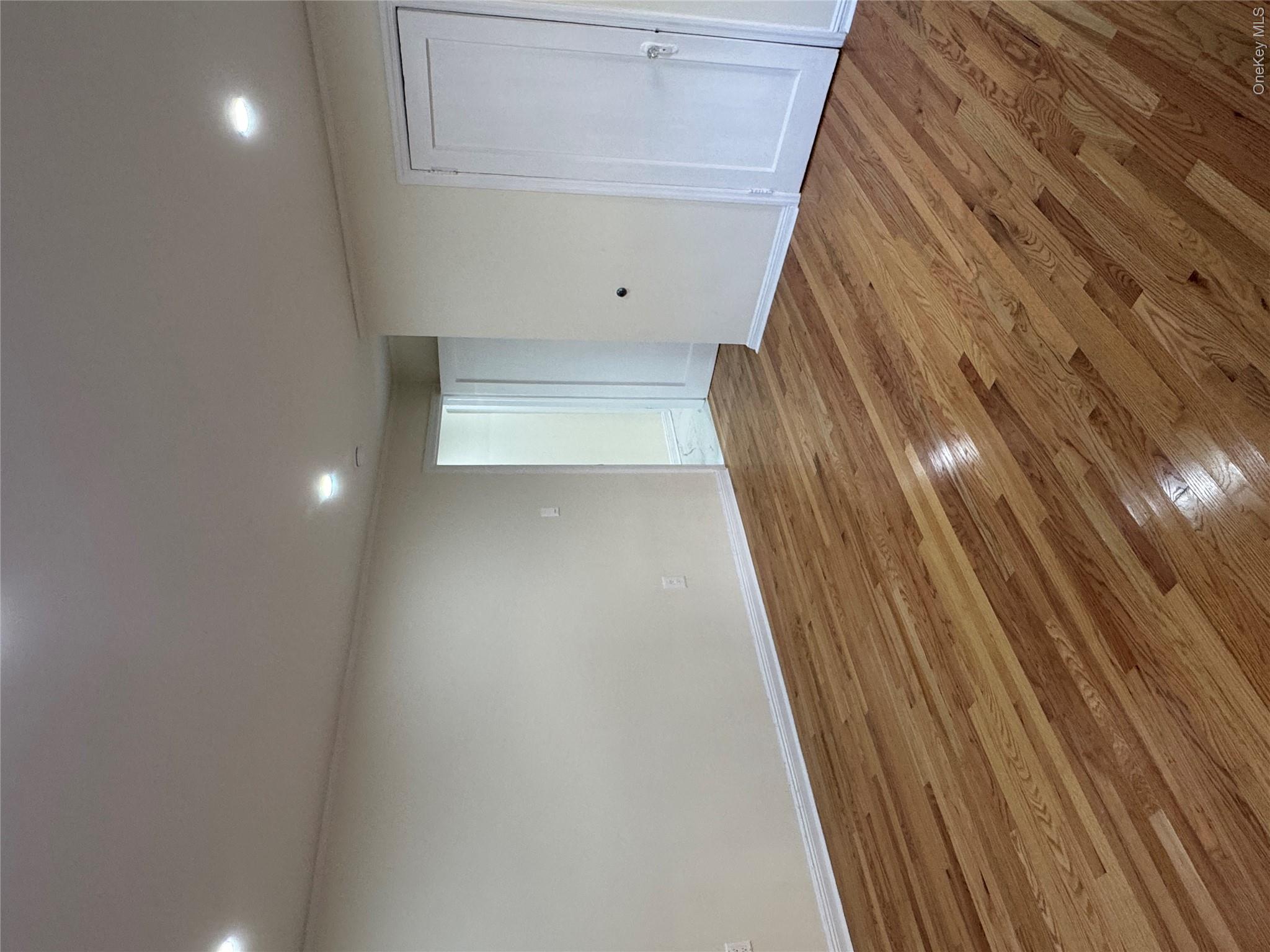 1054 Lydig Avenue – For Rent photo 17