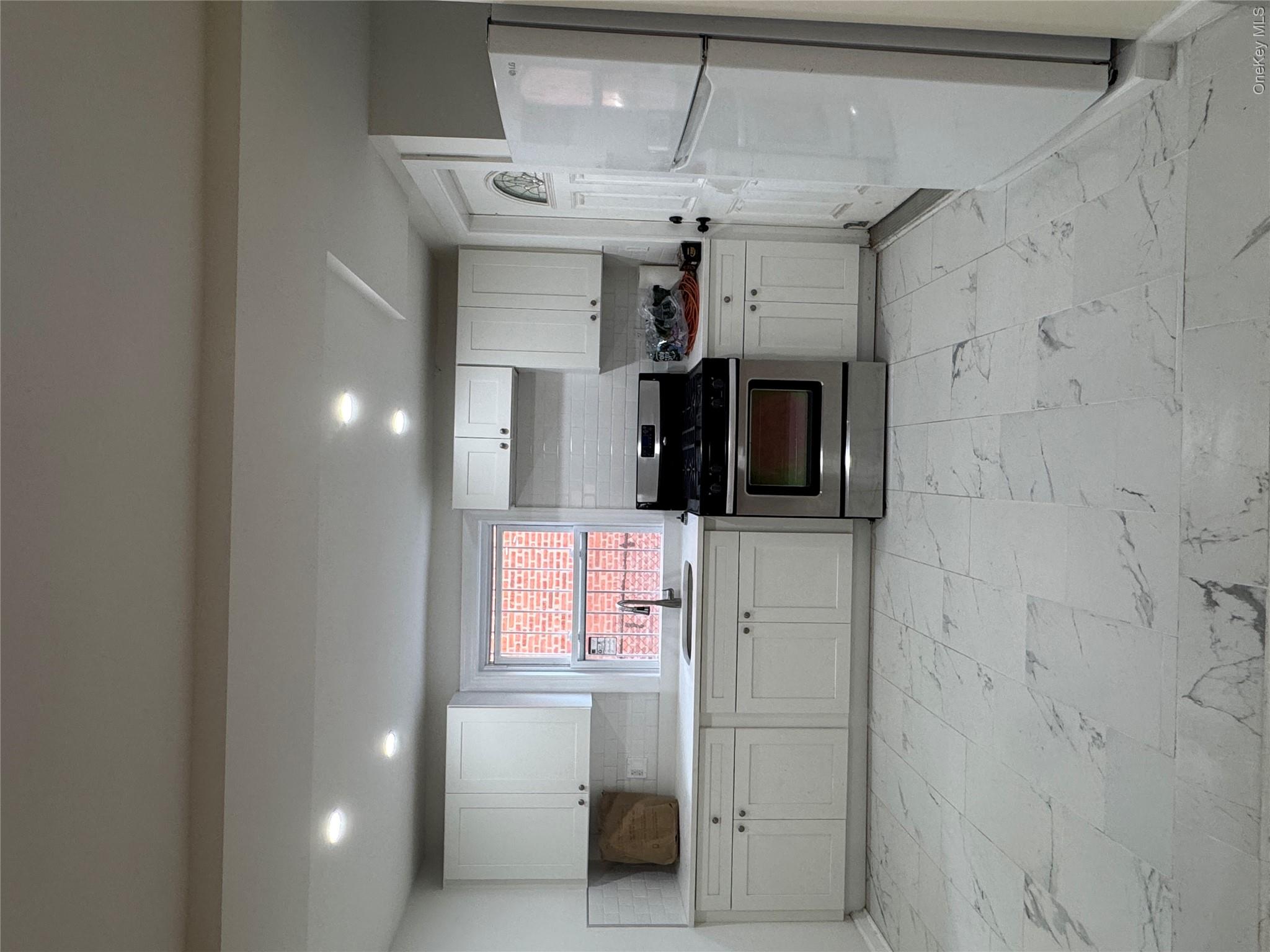 1054 Lydig Avenue – For Rent photo 3