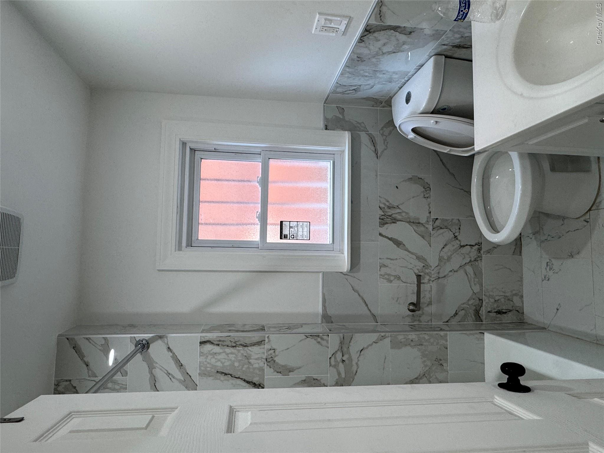 1054 Lydig Avenue – For Rent photo 10