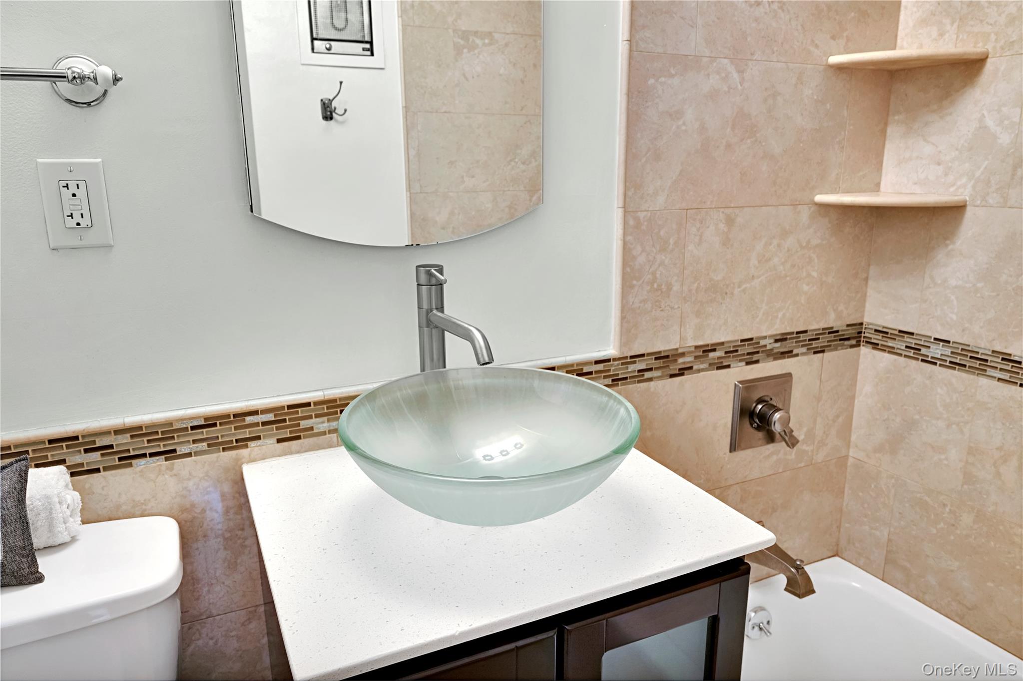 2221 Palmer Avenue, Unit 1H photo 13