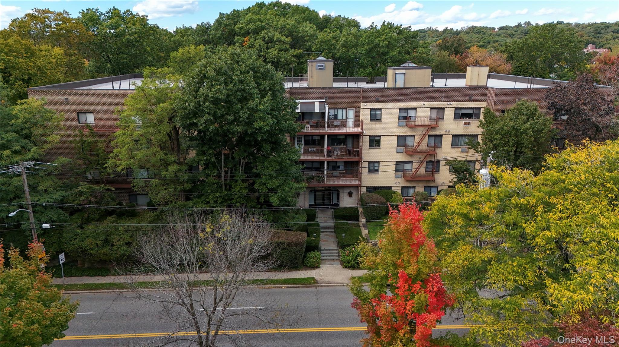 2221 Palmer Avenue, Unit 1H photo 2