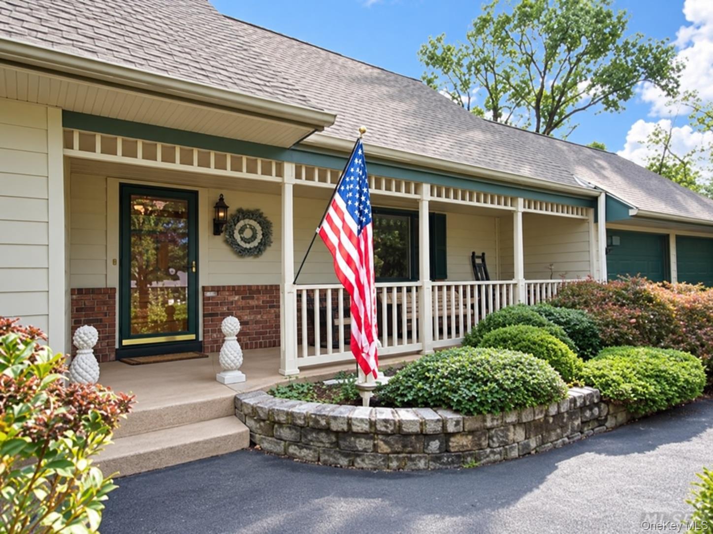 20 Buccaneer Lane – For Sale photo 2