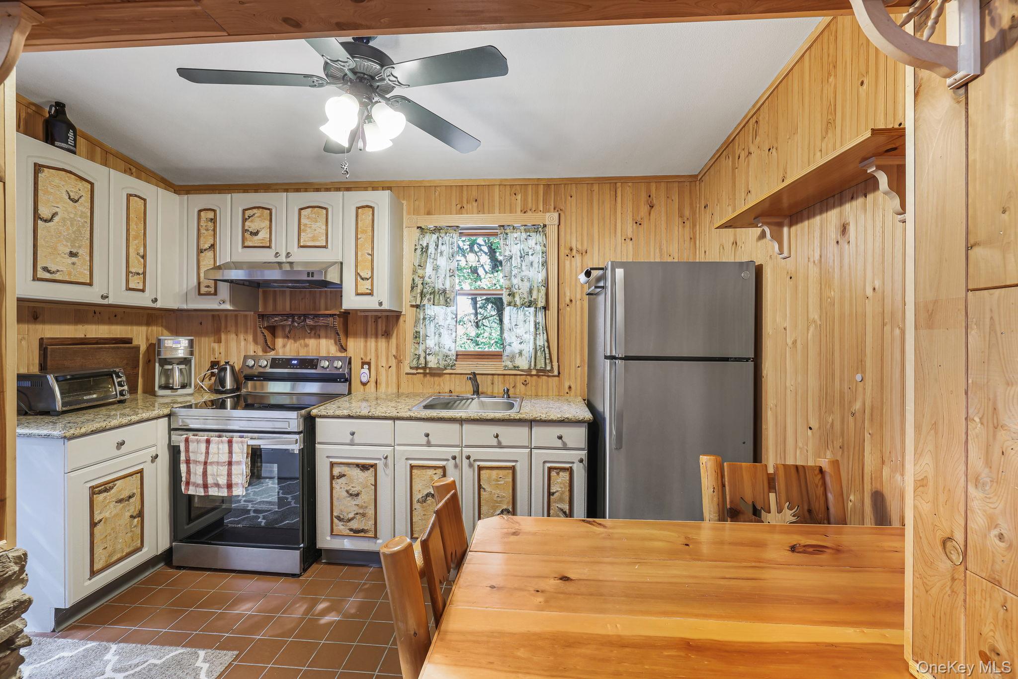 114 Smith Lake Road – For Sale photo 8