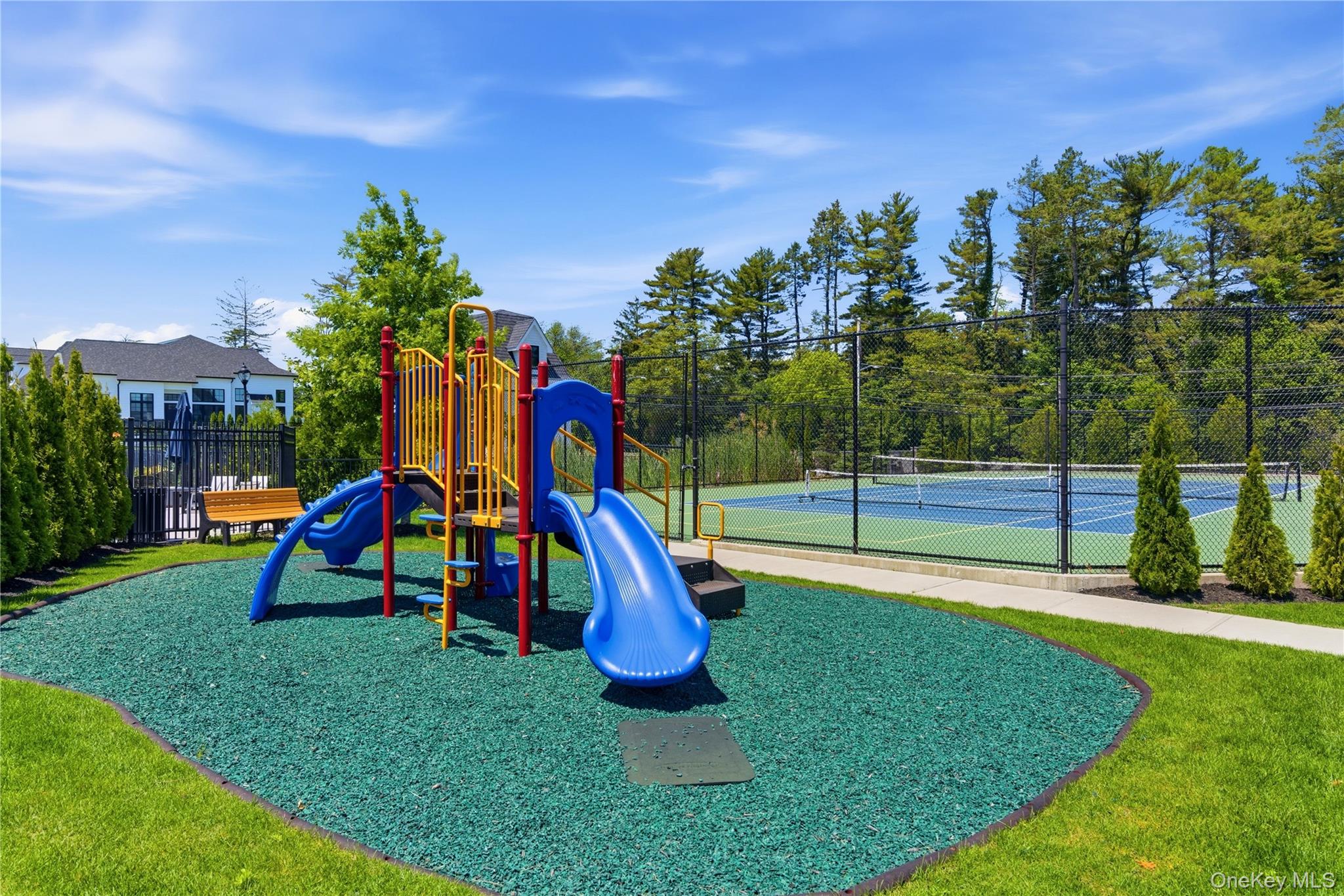10 Three Ponds Lane – For Sale photo 38