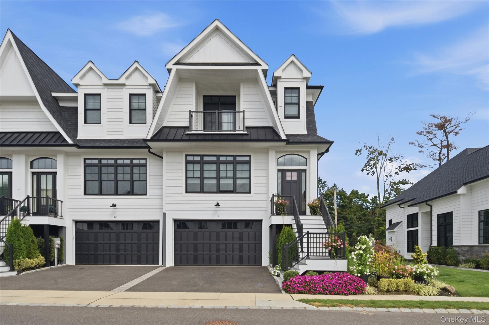 10 Three Ponds Lane – For Sale photo 2