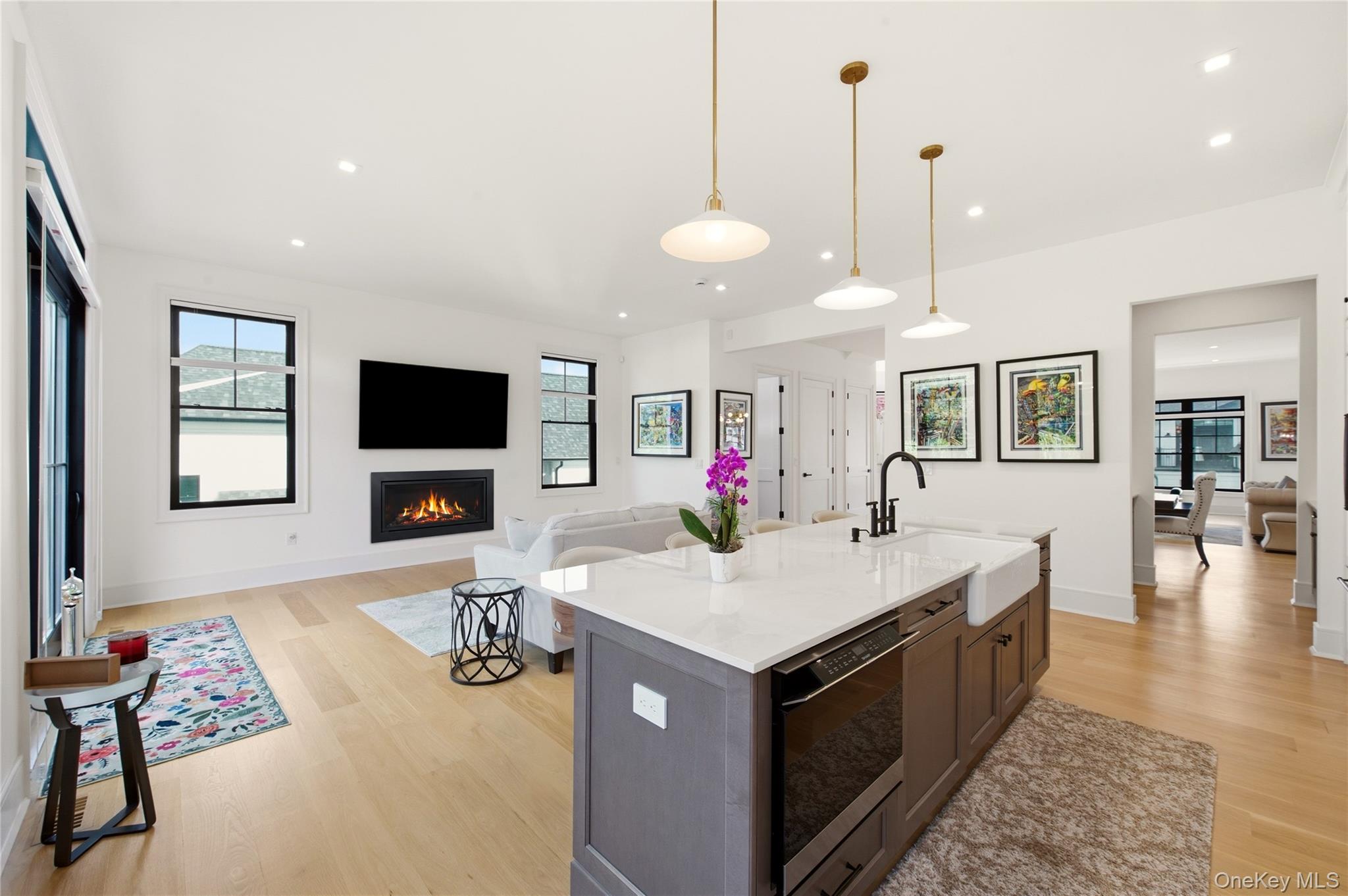 10 Three Ponds Lane – For Sale photo 14