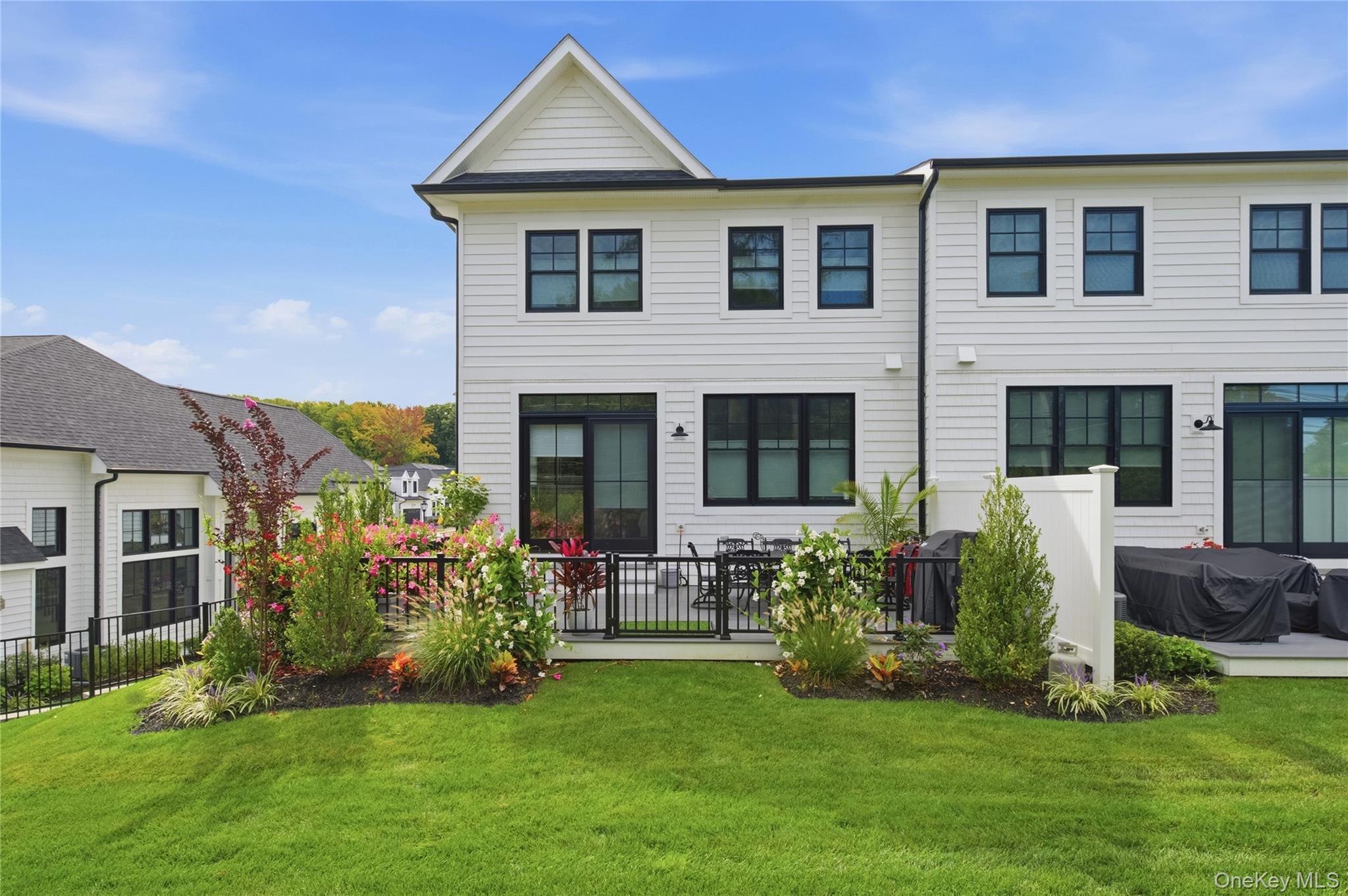 10 Three Ponds Lane – For Sale photo 31