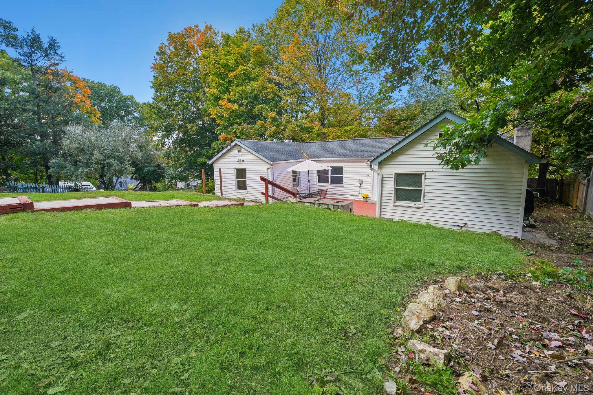 12 Crest Drive – For Sale photo 4