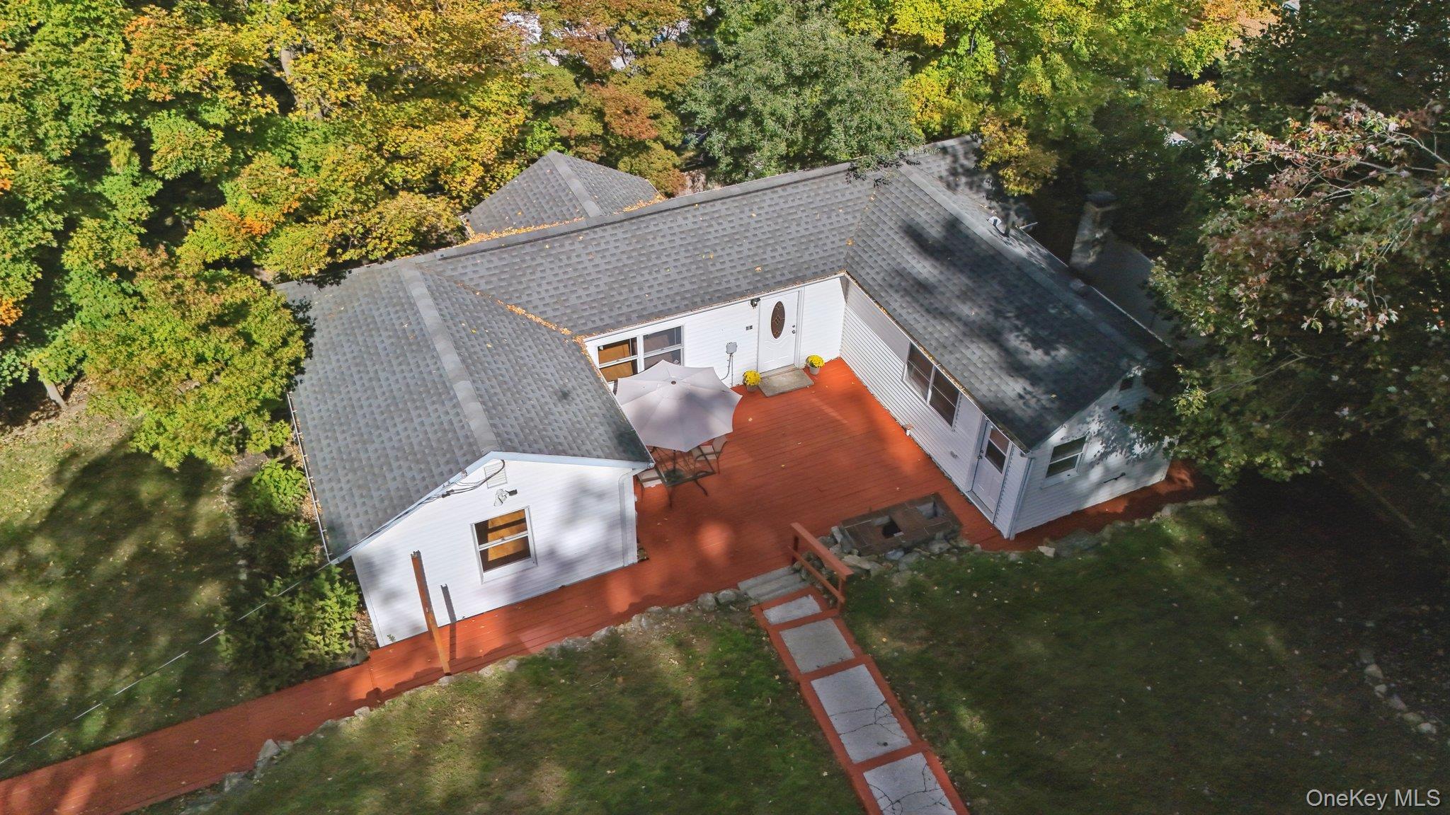 12 Crest Drive – For Sale photo 2