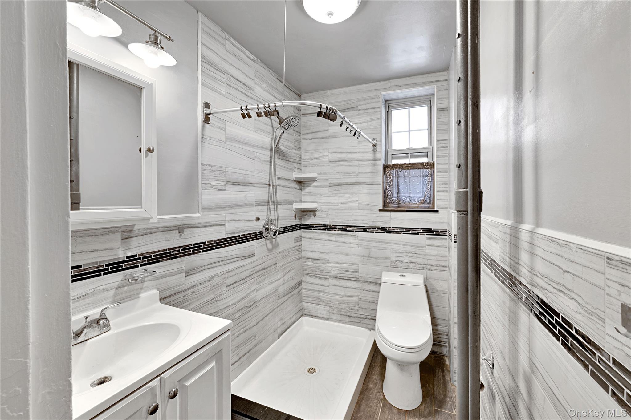 208 Centre Avenue, Unit 3K photo 9