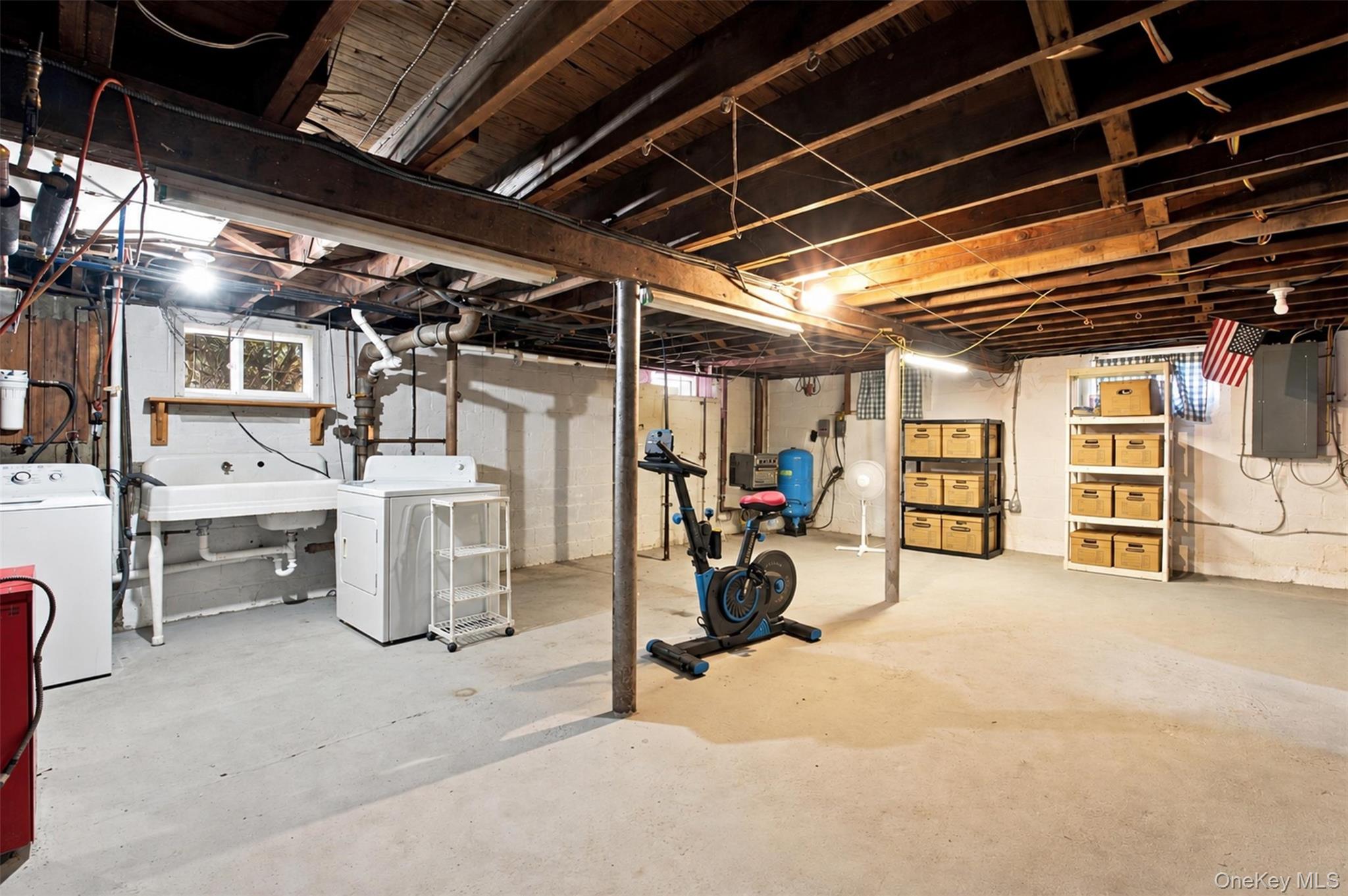 1 Shady Lane – For Sale photo 15