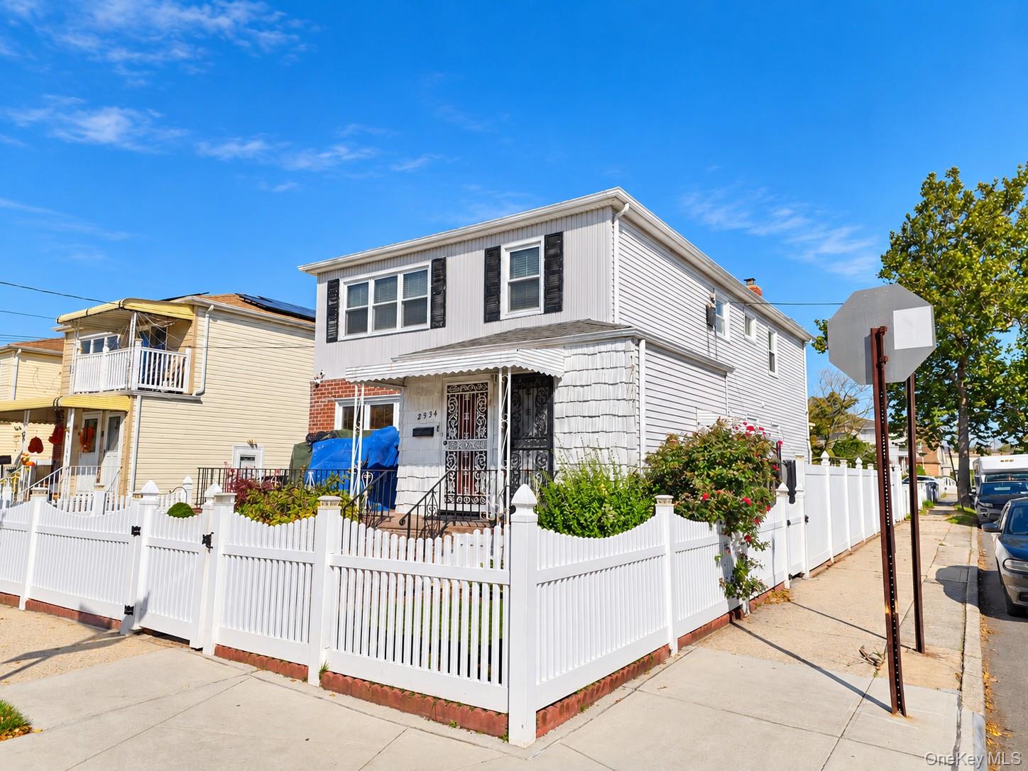 2334 Oceancrest Boulevard – For Sale photo 33