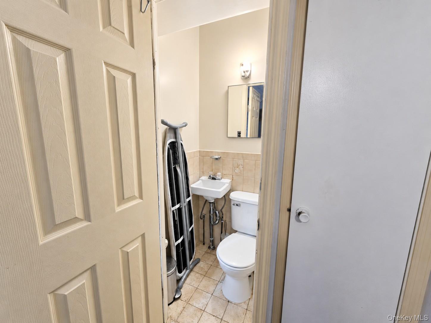 2334 Oceancrest Boulevard – For Sale photo 13