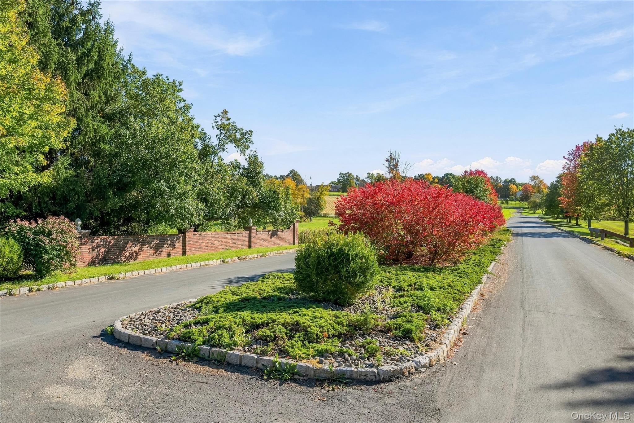 Dorian Way – For Sale photo 2