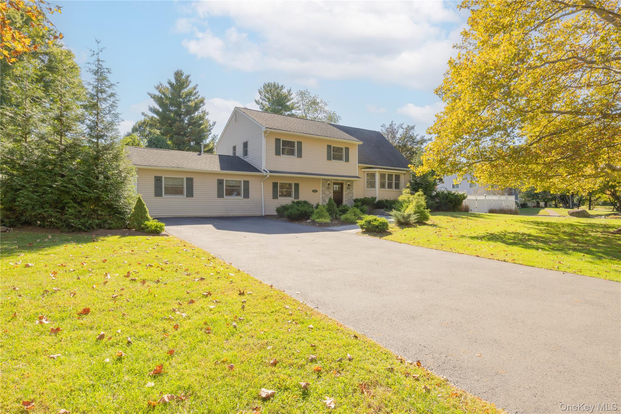 332 Fulle Drive – For Sale photo 2