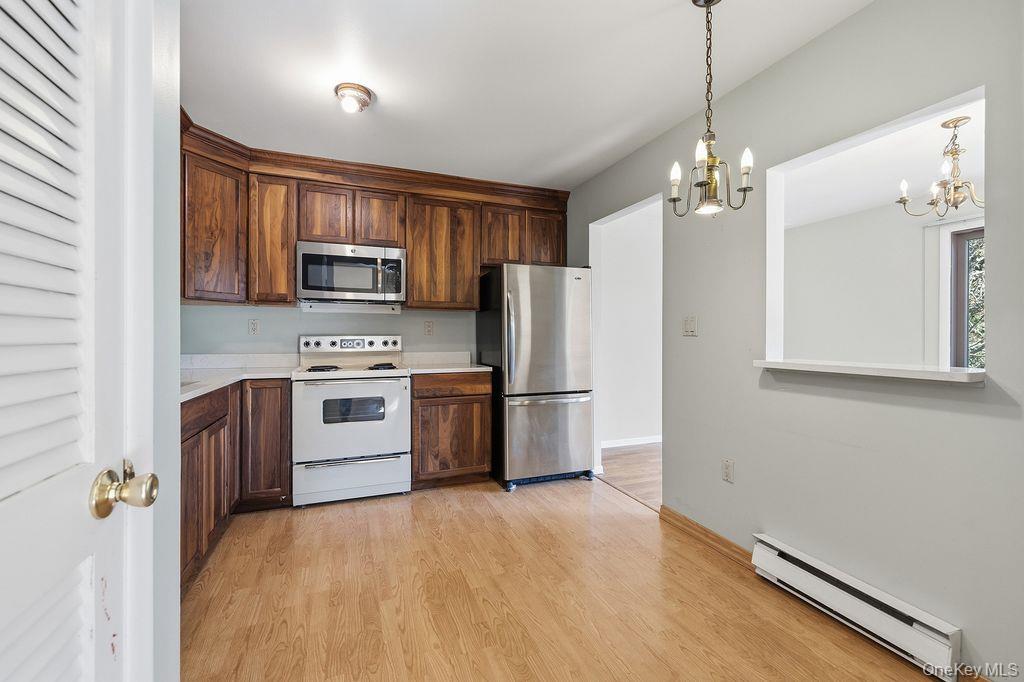 80 Krystal Drive – For Sale photo 8