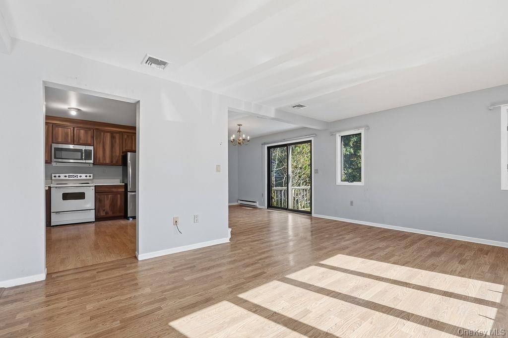 80 Krystal Drive – For Sale photo 4